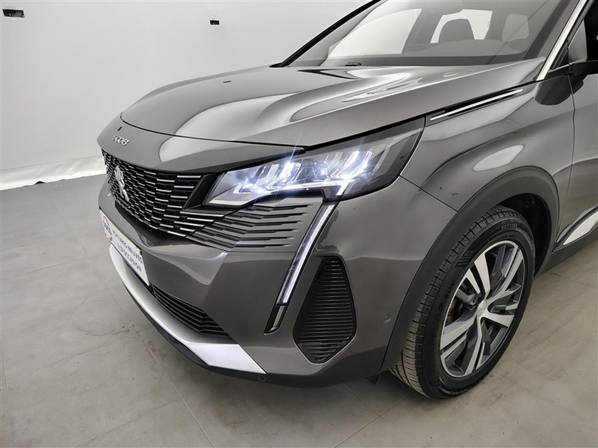 Peugeot 5008 1.2 PureTech 130cv EAT8 Allure Pack 7pl. NAVI / FULL LED (2023) - Photo 15