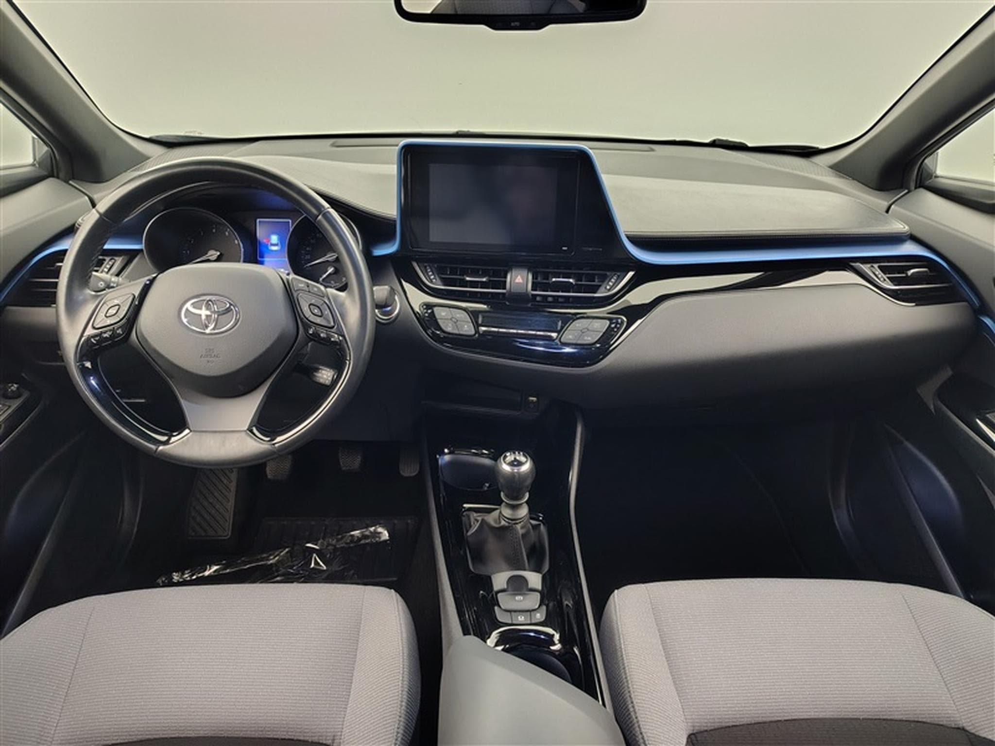 Toyota C-HR 1.2 Turbo 2WD C-Ult/GPS/Caméra/JA 18/PDC avt+arr (2019) - Photo 8