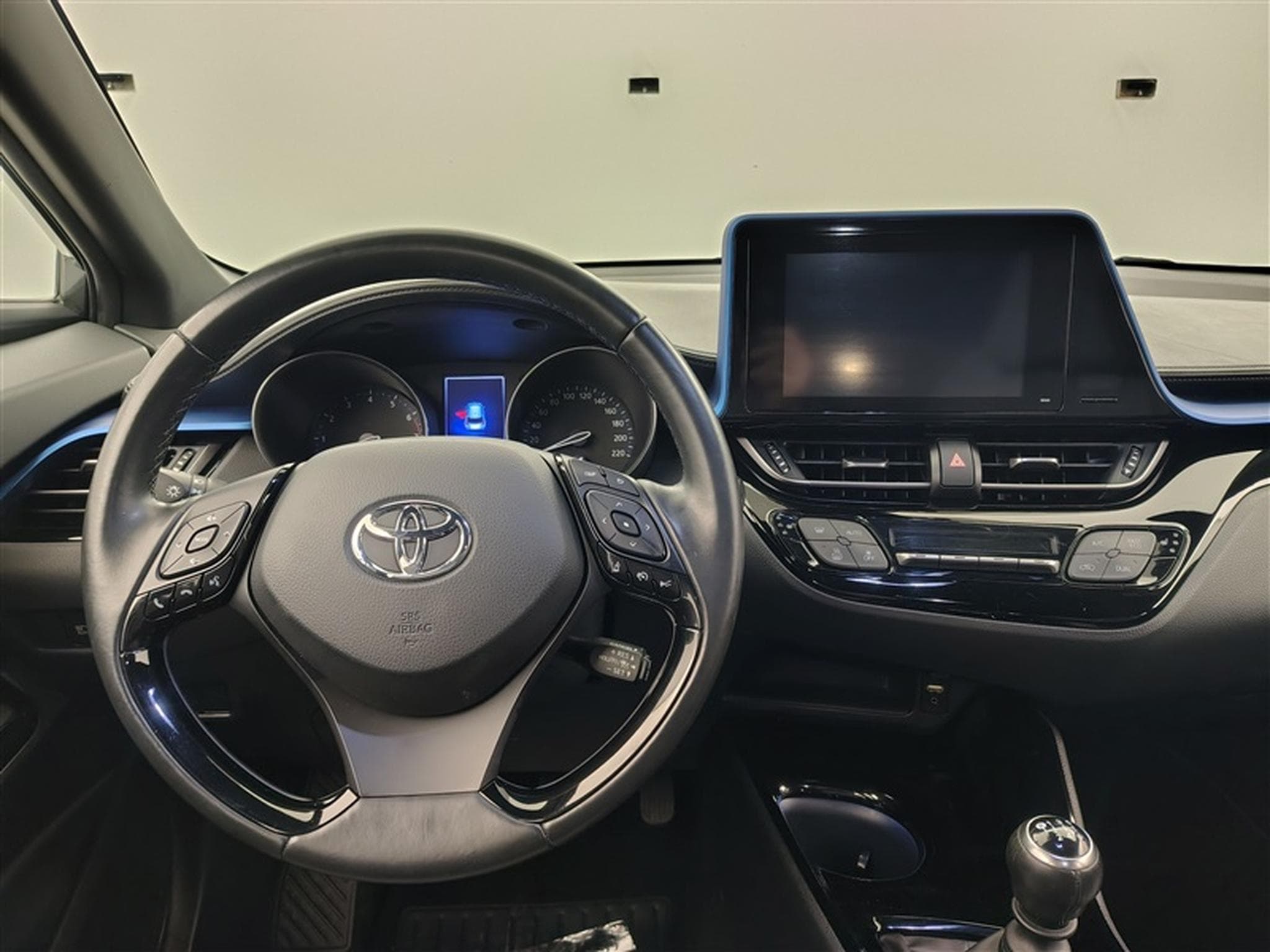 Toyota C-HR 1.2 Turbo 2WD C-Ult/GPS/Caméra/JA 18/PDC avt+arr (2019) - Photo 9