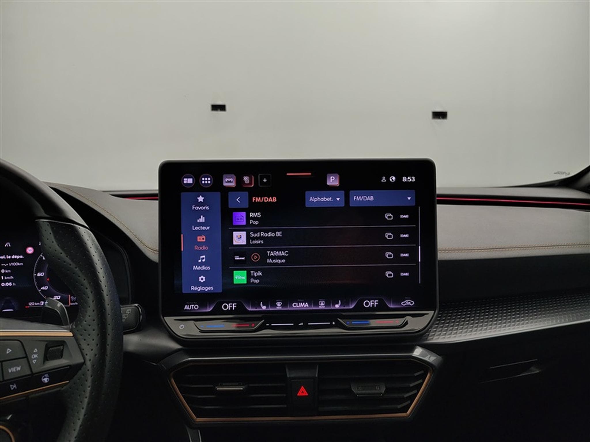 Cupra Formentor 1.5 eTSI MHEV Business DSG (2024) - Photo 11