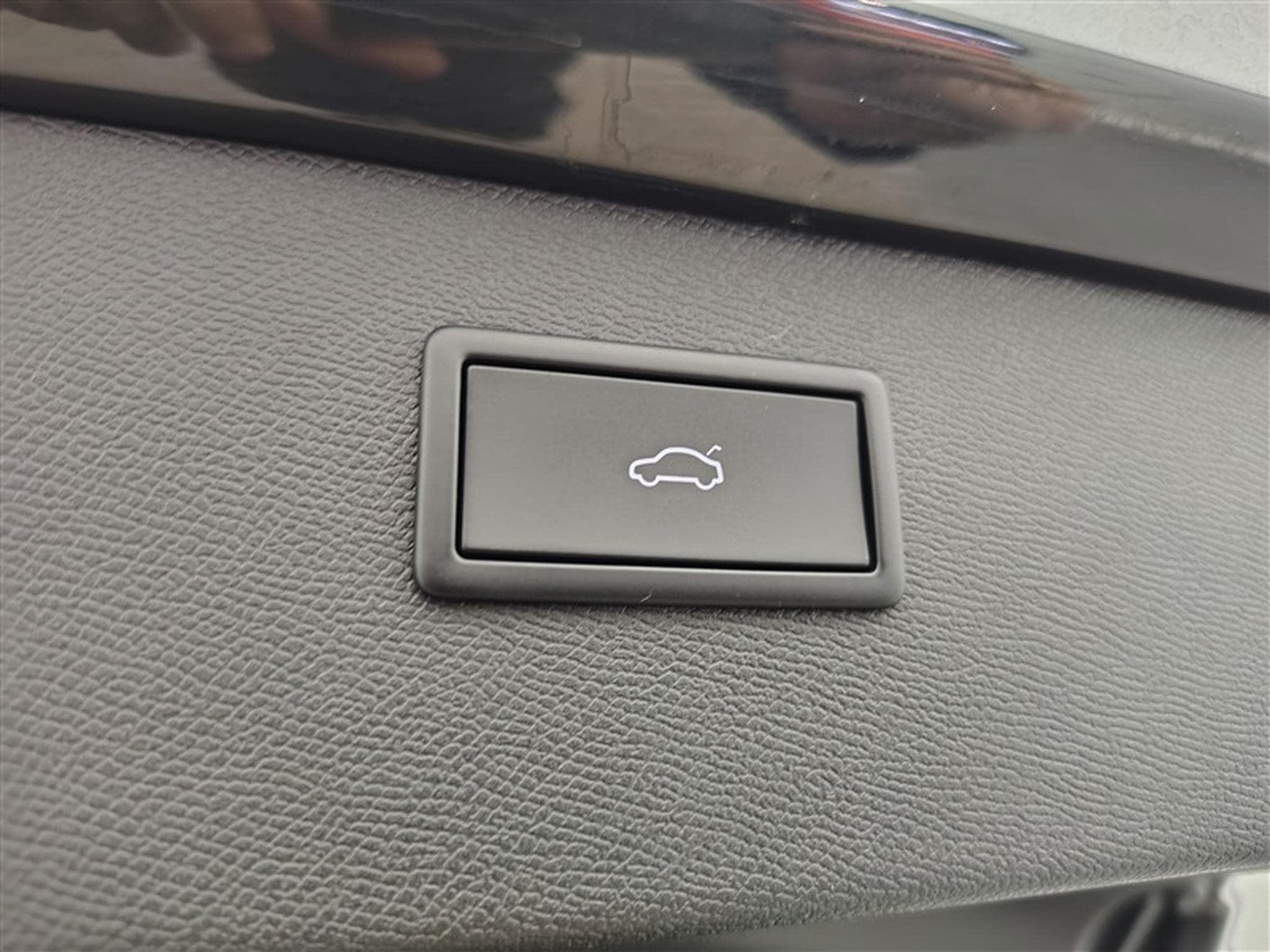 Cupra Formentor 1.5 eTSI MHEV Business DSG (2024) - Photo 18