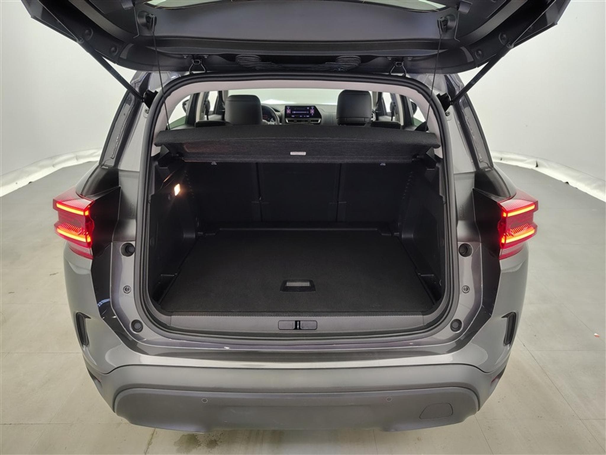 Citroen C5 Aircross 1.5 BlueHDi 130cv EAT8 PLUS NAVI / FULL LED / S-CUIR / JA 19 (2025) - Photo 14