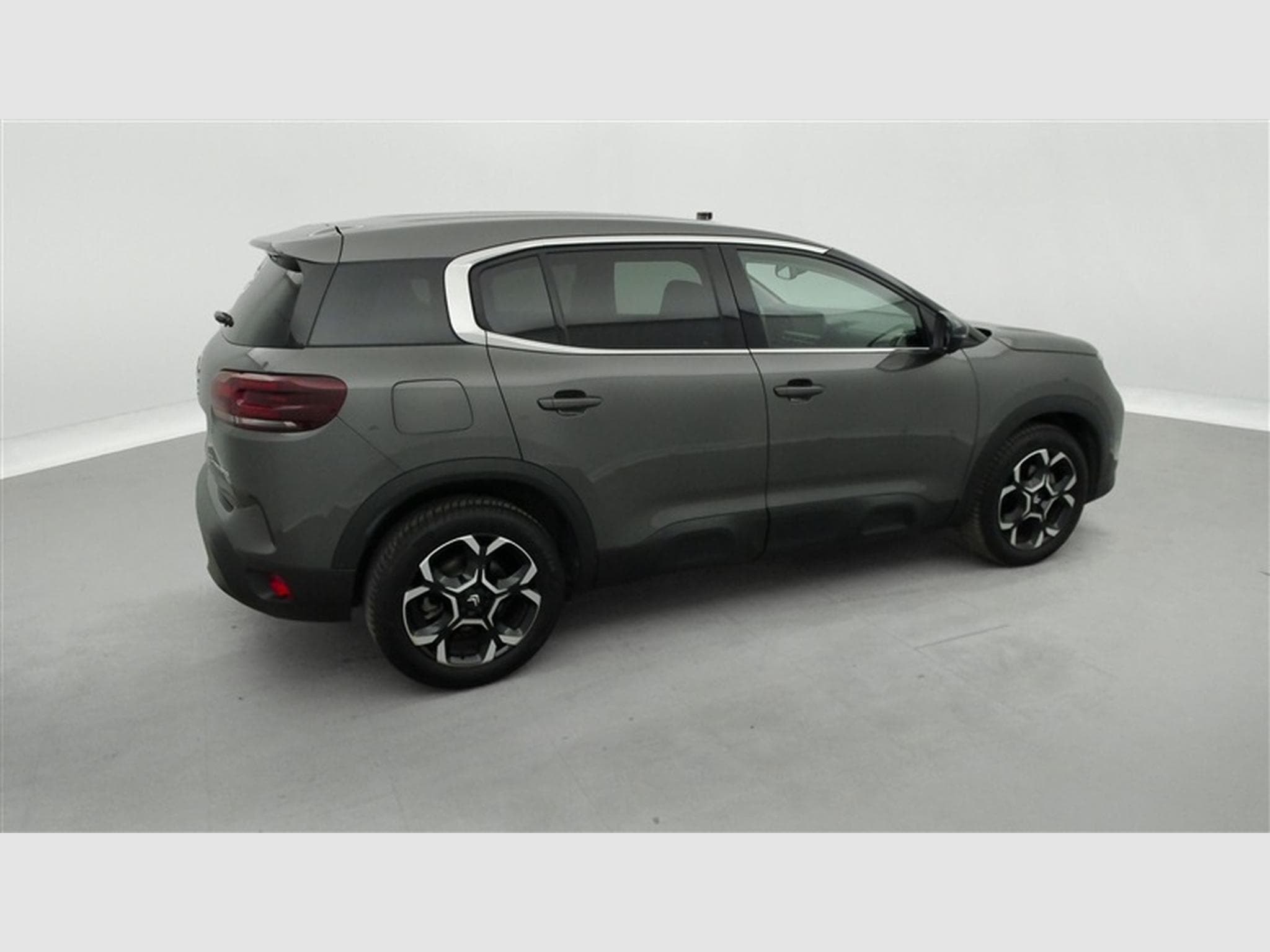 Citroen C5 Aircross 1.5 BlueHDi 130cv EAT8 PLUS NAVI / FULL LED / S-CUIR / JA 19 (2025) - Photo 25
