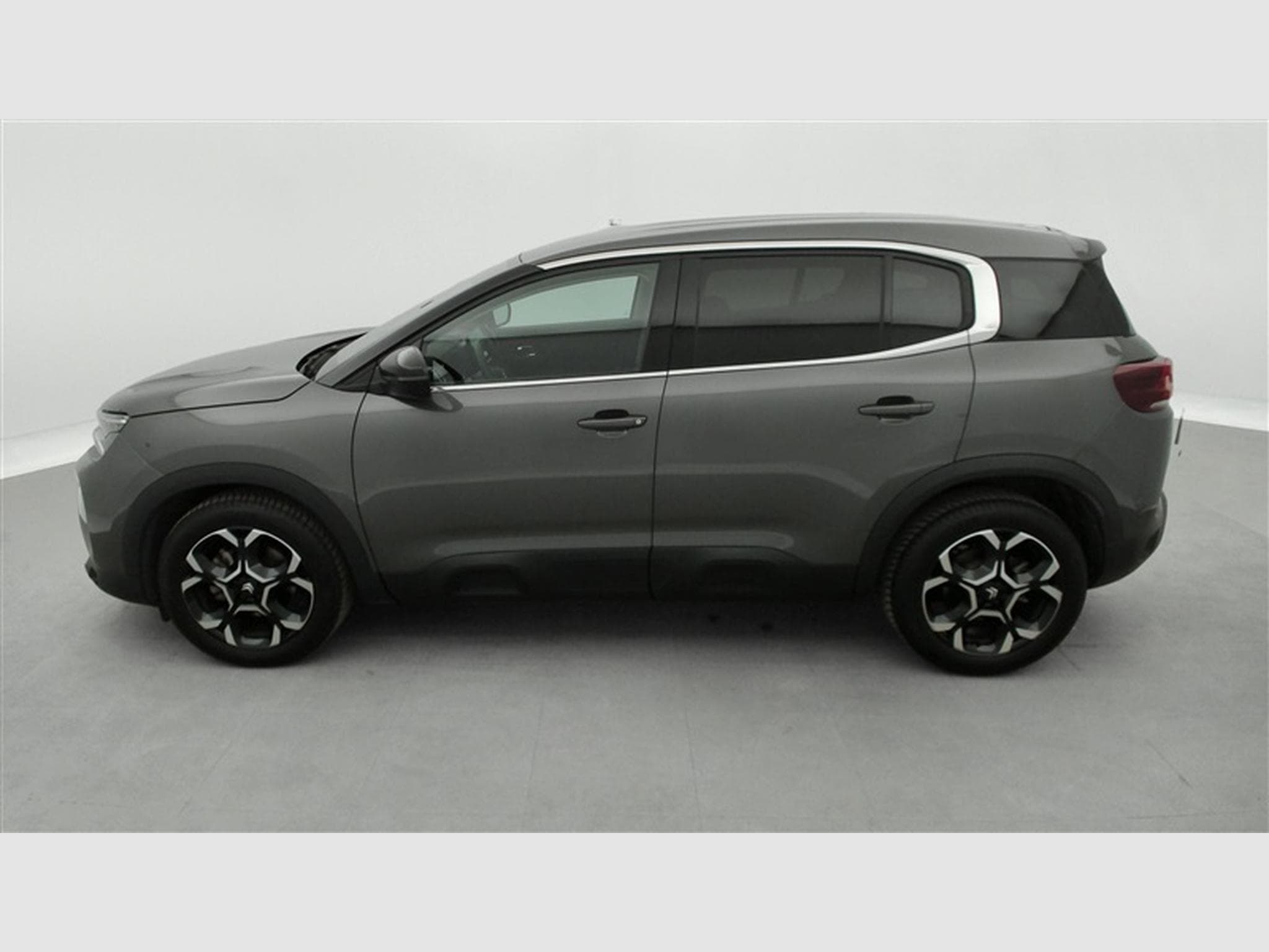 Citroen C5 Aircross 1.5 BlueHDi 130cv EAT8 PLUS NAVI / FULL LED / S-CUIR / JA 19 (2025) - Photo 3