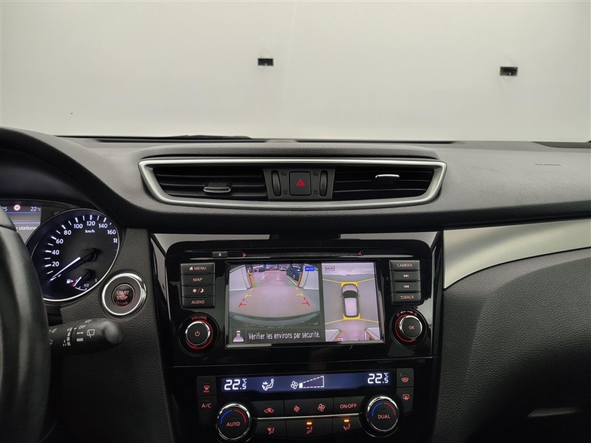 Nissan Qashqai 1.3 DIG-T N-Connecta (2019) - Photo 18