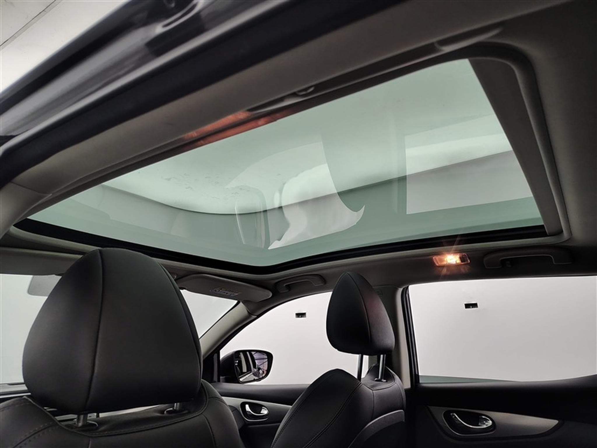 Nissan Qashqai 1.3 DIG-T N-Connecta (2019) - Photo 19