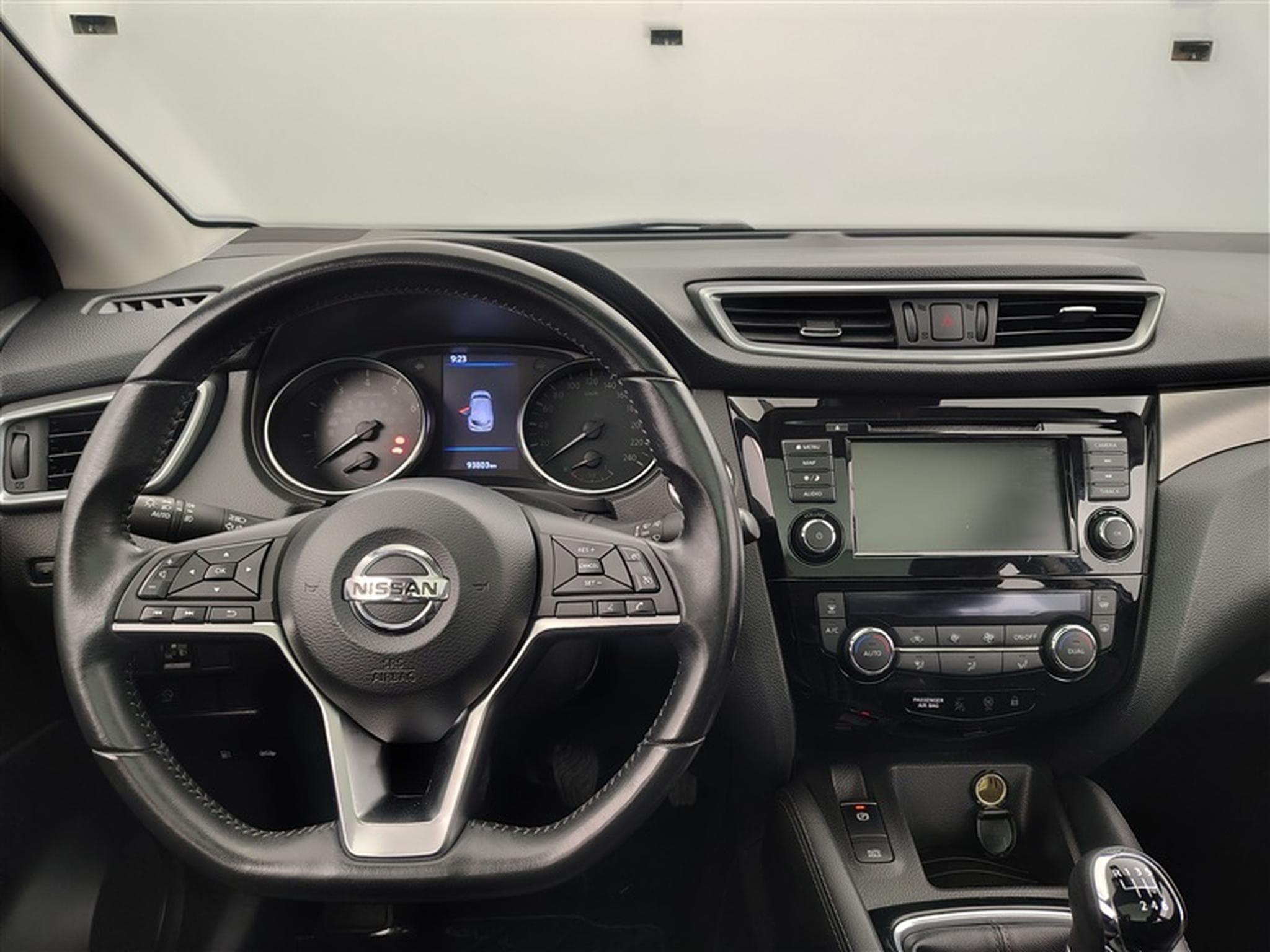 Nissan Qashqai 1.3 DIG-T N-Connecta (2019) - Photo 9