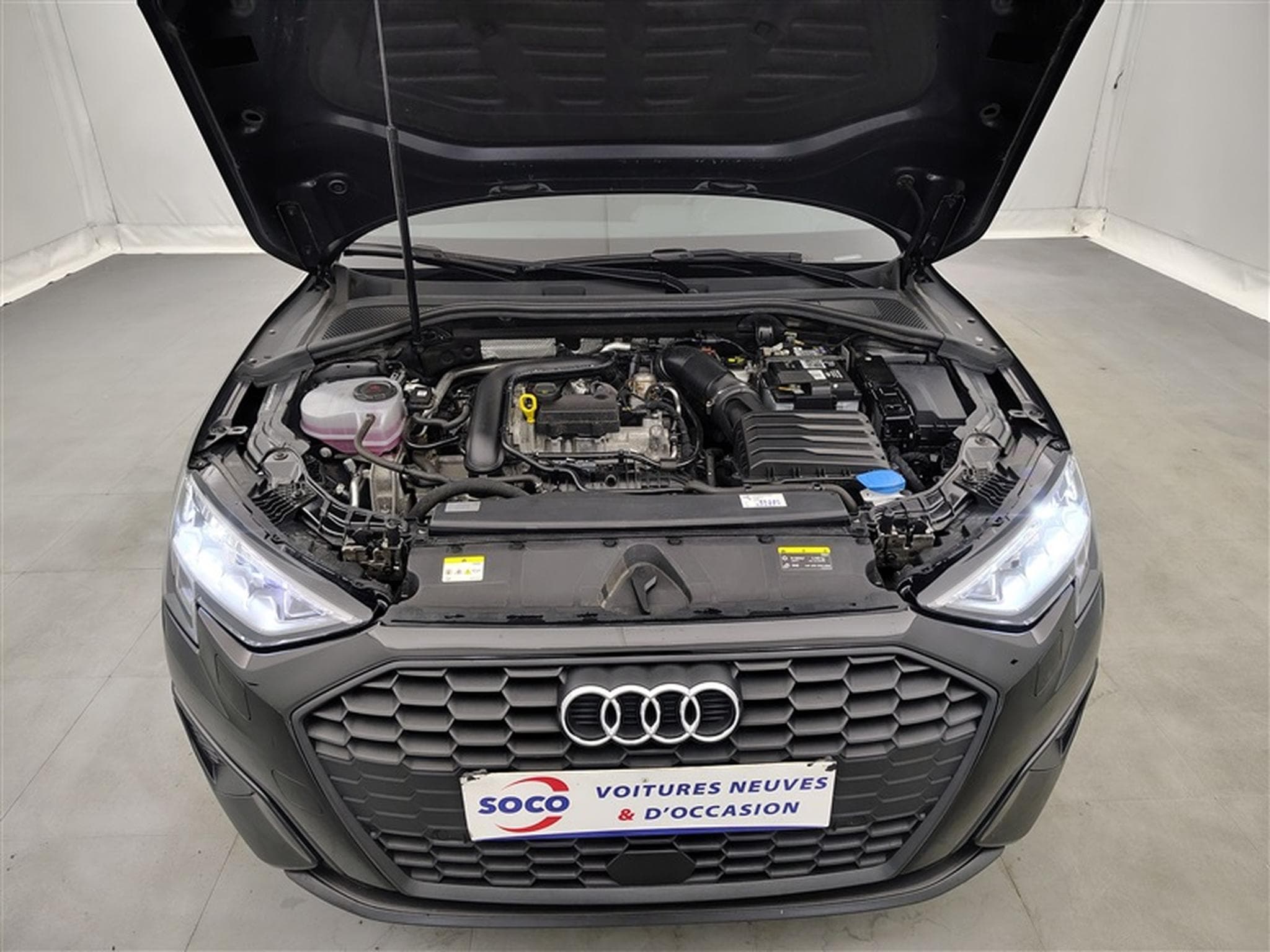 Audi A3 30 TFSI Navi Cockpit / Led / PDC / Pano (2023) - Photo 19