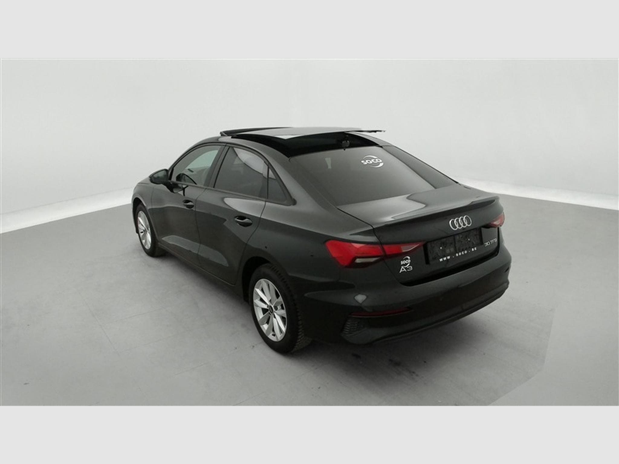 Audi A3 30 TFSI Navi Cockpit / Led / PDC / Pano (2023) - Photo 2