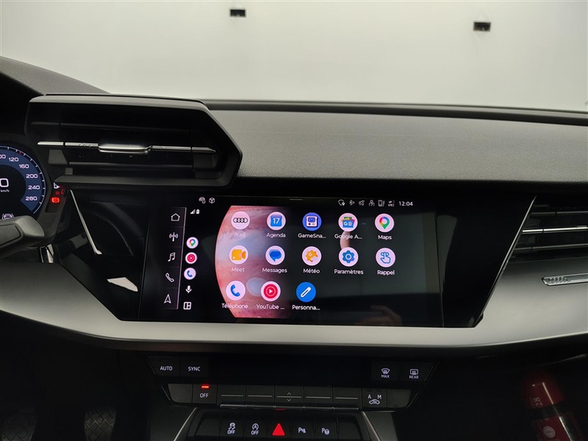 Audi A3 30 TFSI Navi Cockpit / Led / PDC / Pano (2023) - Photo 20