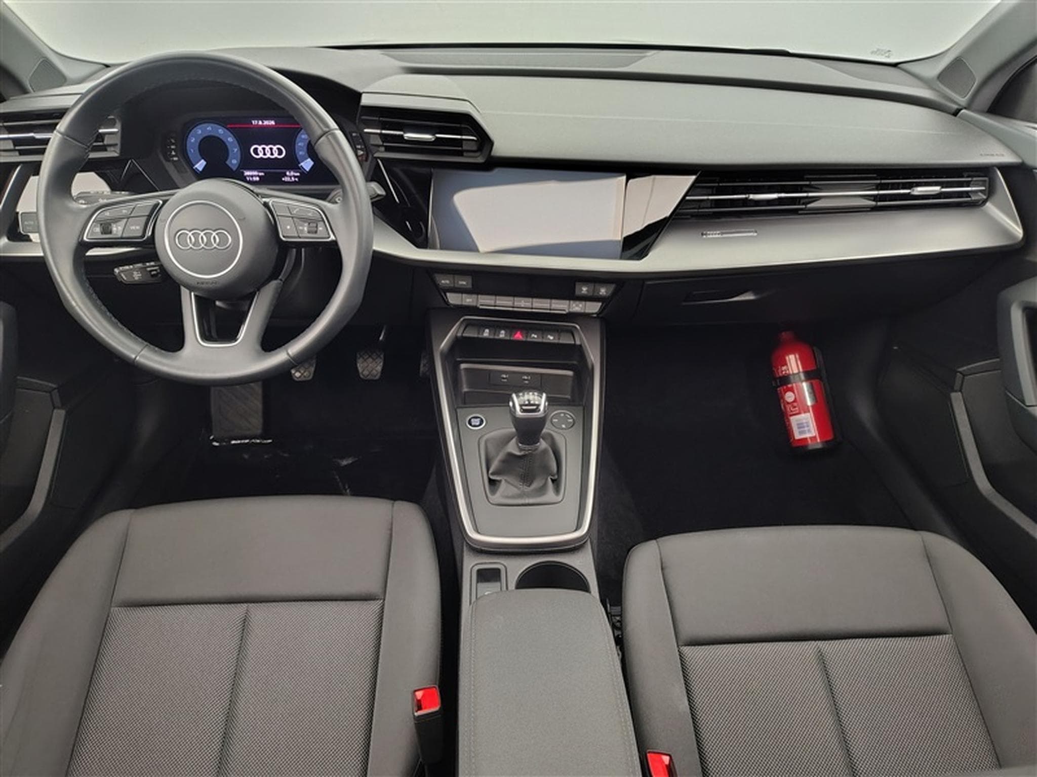 Audi A3 30 TFSI Navi Cockpit / Led / PDC / Pano (2023) - Photo 8