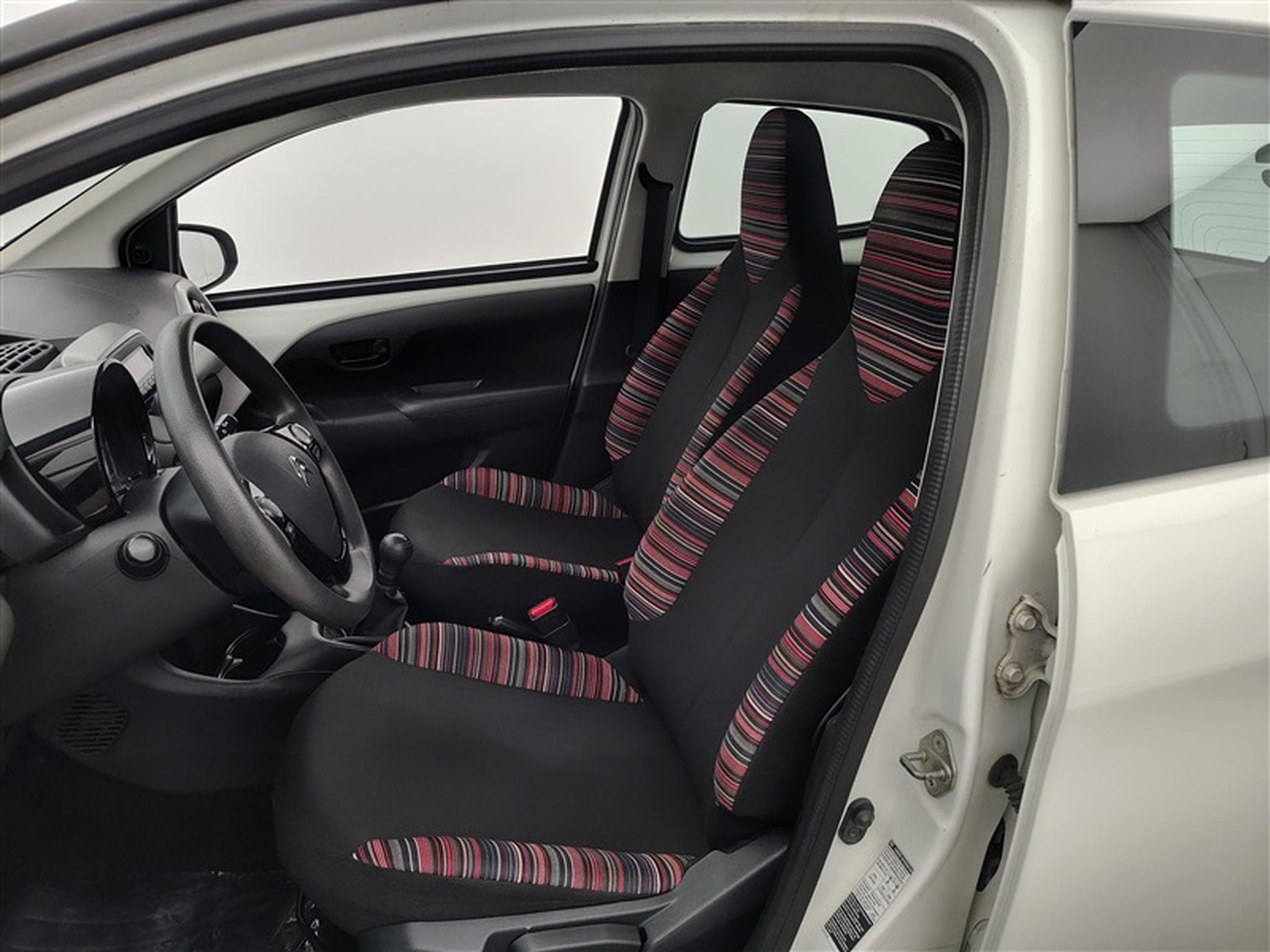 Citroen C1 1.0 VTi  Feel Edition Sailor S&S (2016) - Photo 7