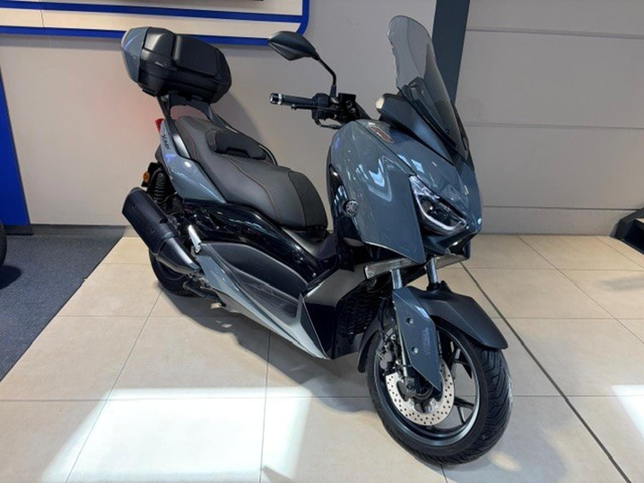 Yamaha X-Max Tech Max (2023) - Photo 1