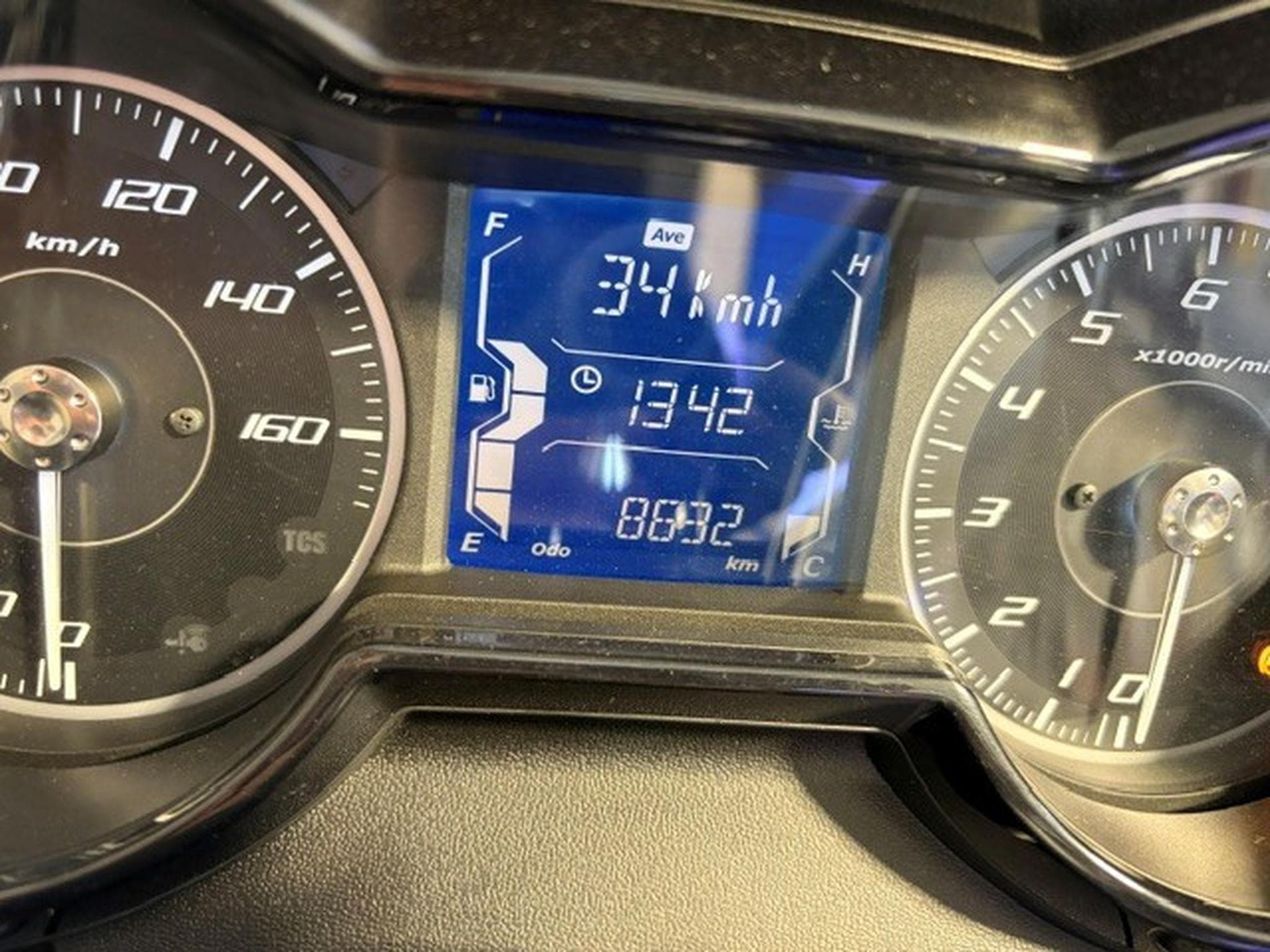 Yamaha X-Max Tech Max (2023) - Photo 14