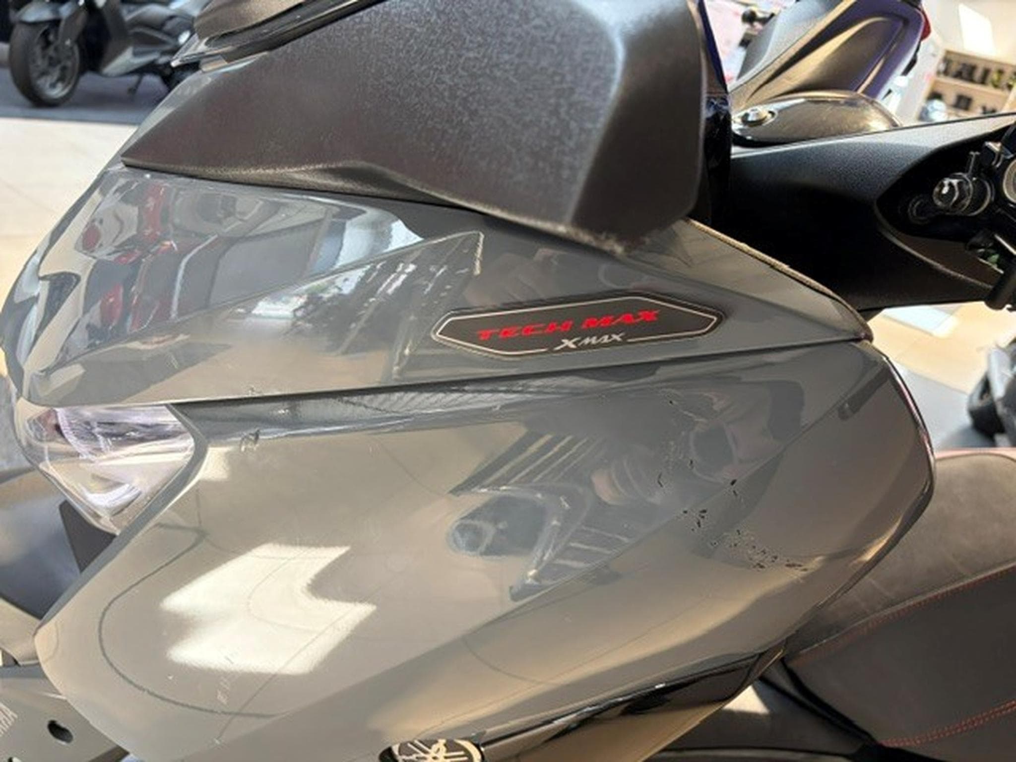 Yamaha X-Max Tech Max (2023) - Photo 9