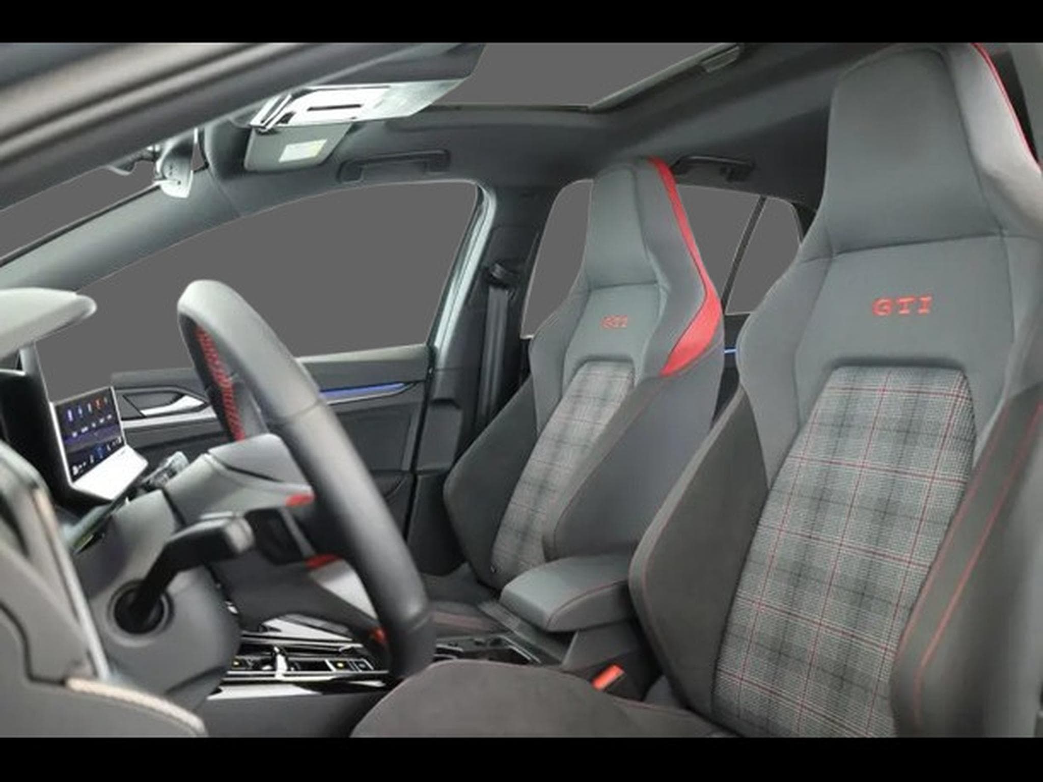 VW Golf GTI DSG Black LED (2024) - Foto 8