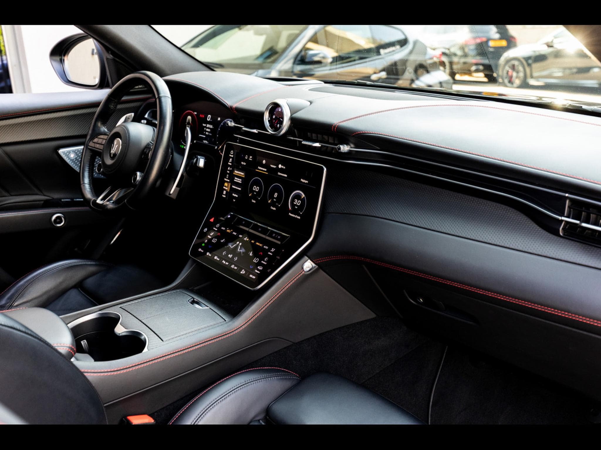 Maserati Grecale TROFEO V6 AWD (530 CH) - NERO TEMPESTA - MASERATI WARRANTY 1 (2022) - Foto 12