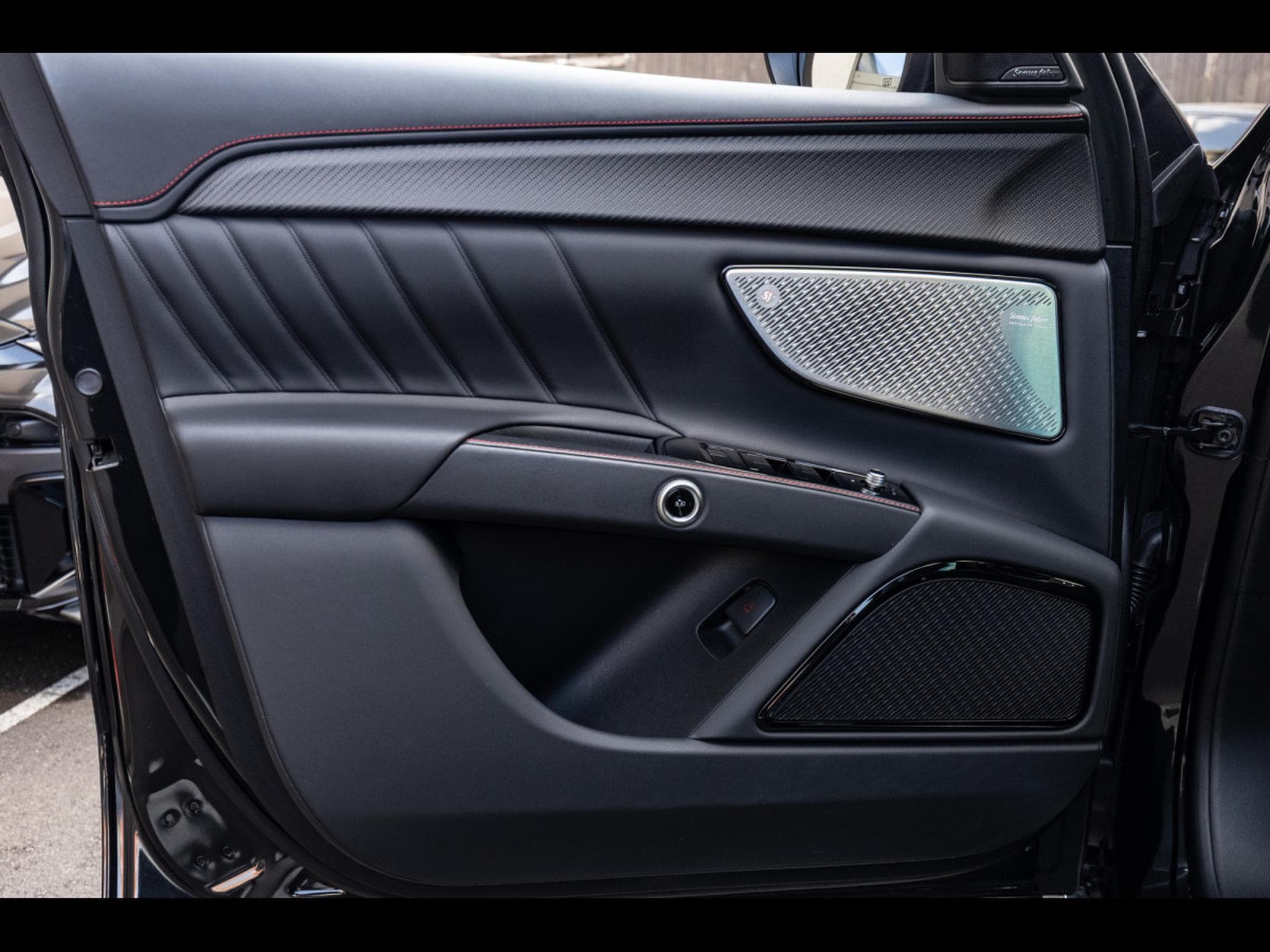 Maserati Grecale TROFEO V6 AWD (530 CH) - NERO TEMPESTA - MASERATI WARRANTY 1 (2022) - Foto 19