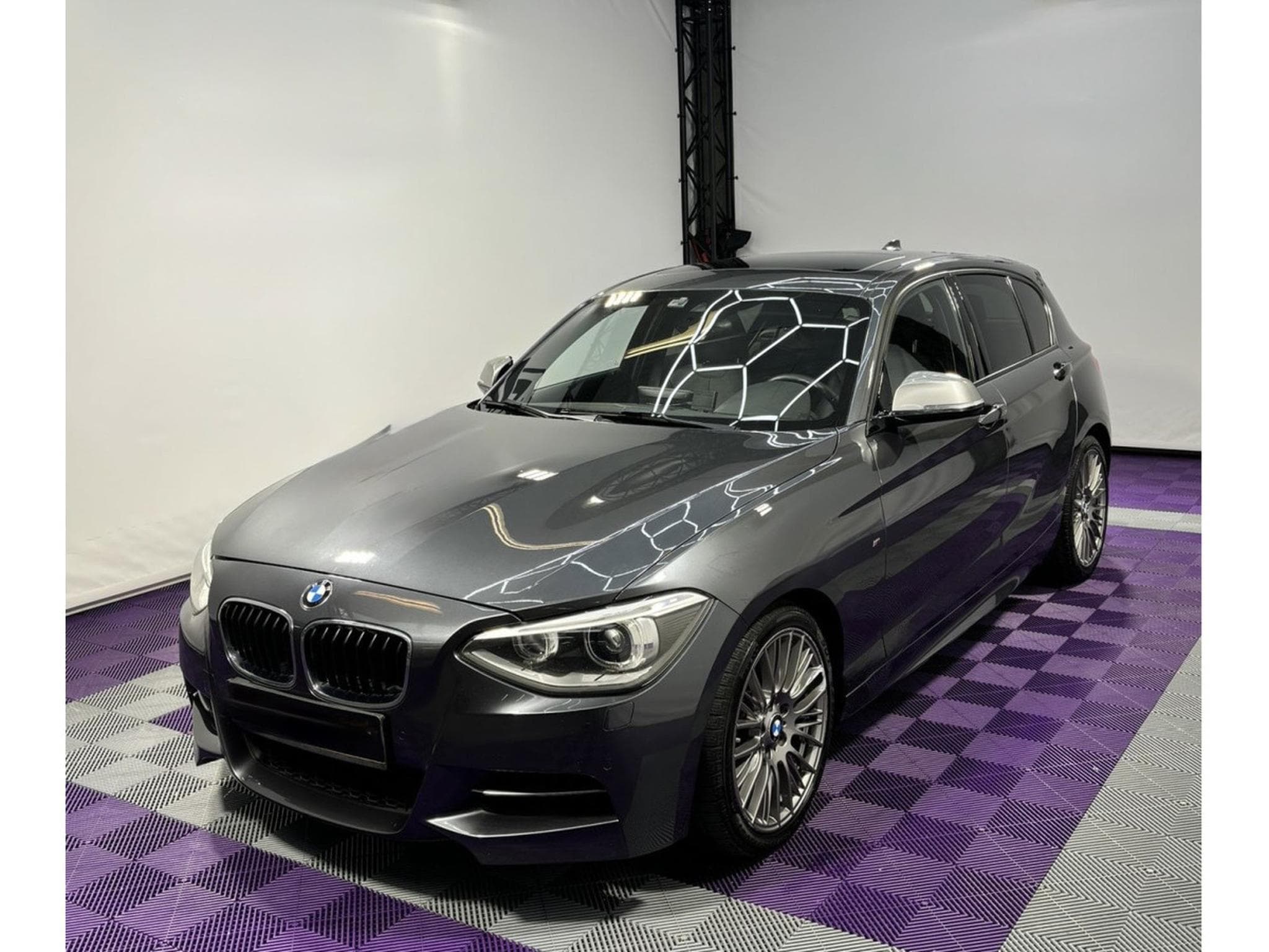 BMW M135 M135i Xdrive/PANO/SUIVI/M SPORT/GARANTIE (2014) - Foto 1