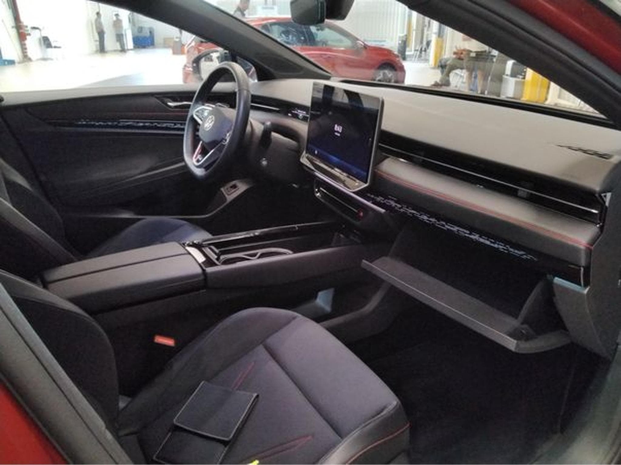 VW ID.7 GTX 4Motion Tourer (2025) - Photo 9