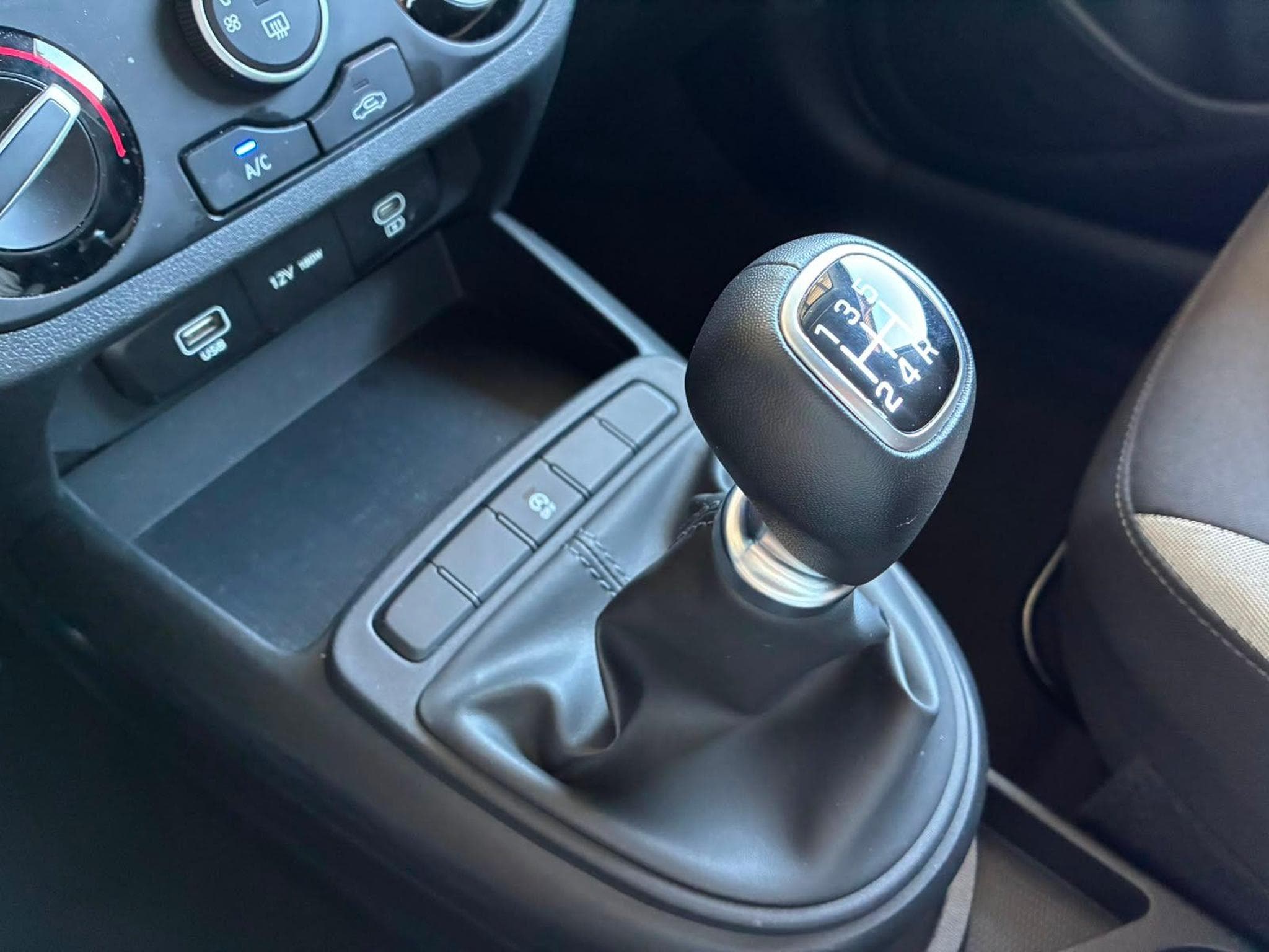 Hyundai i10 Comfort (2025) - Photo 20