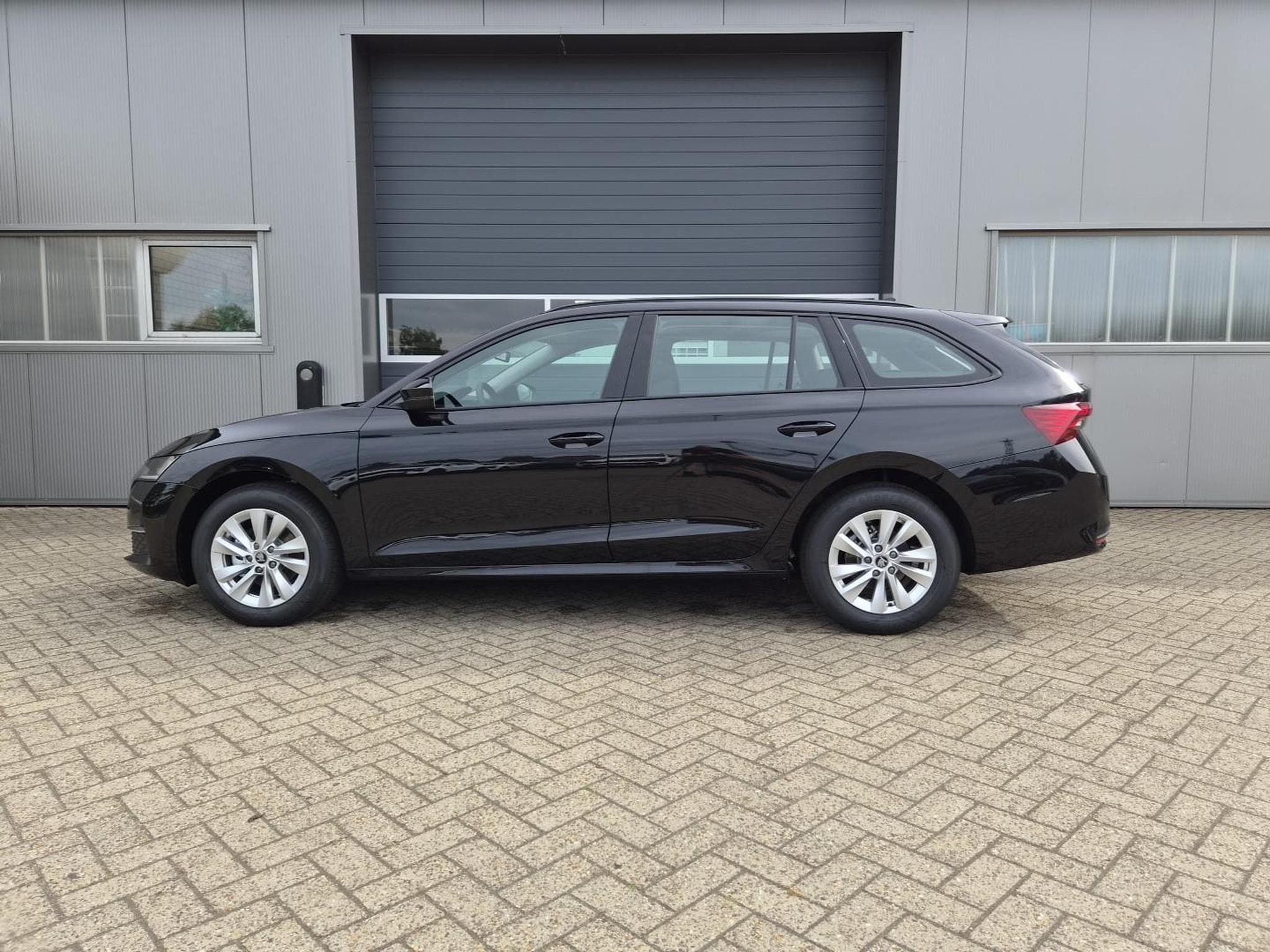 Skoda Octavia Combi (2026) - Photo 2