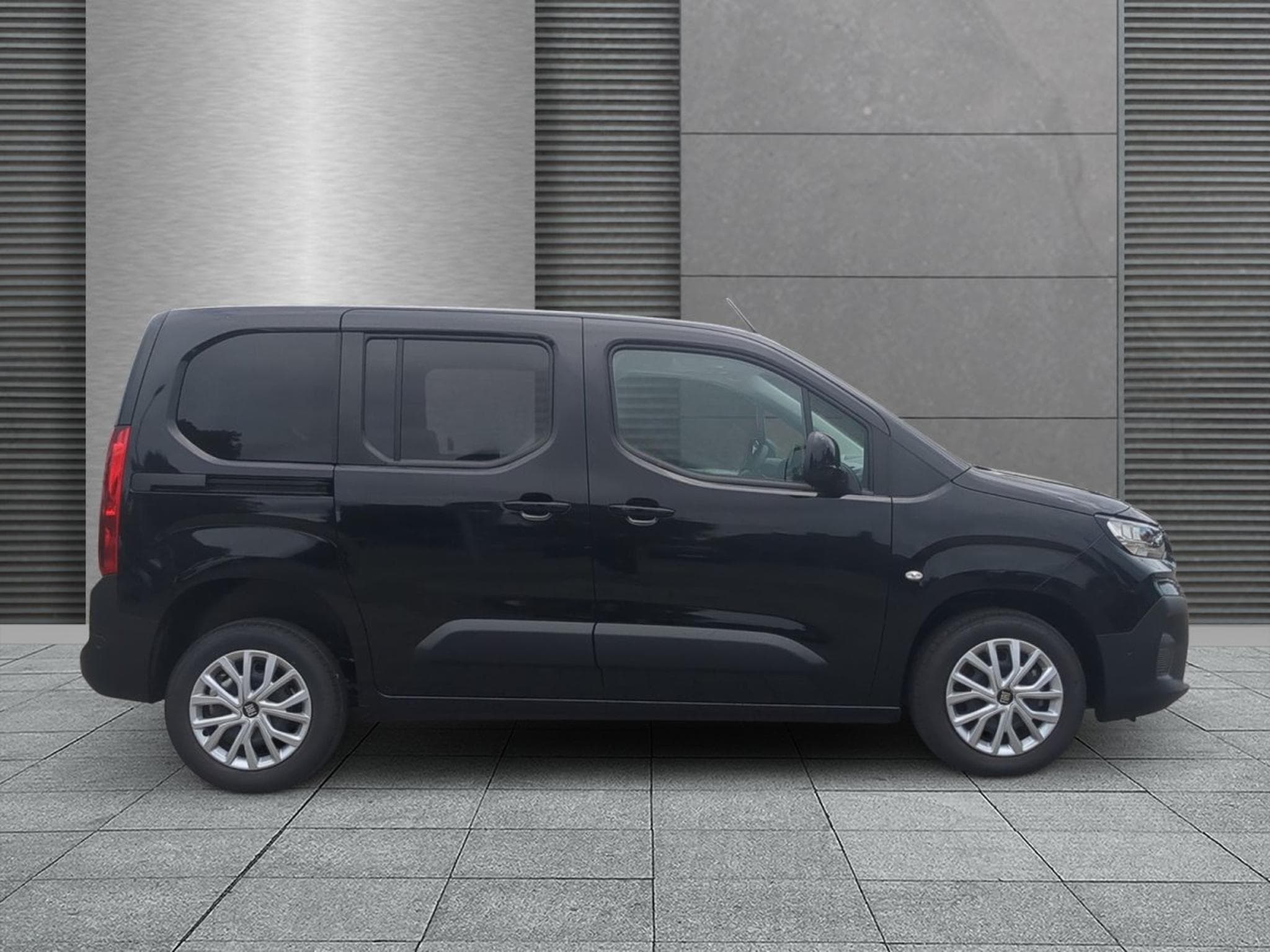 Fiat Doblo L1 Klima Navi PDC RFK (2026) - Photo 2