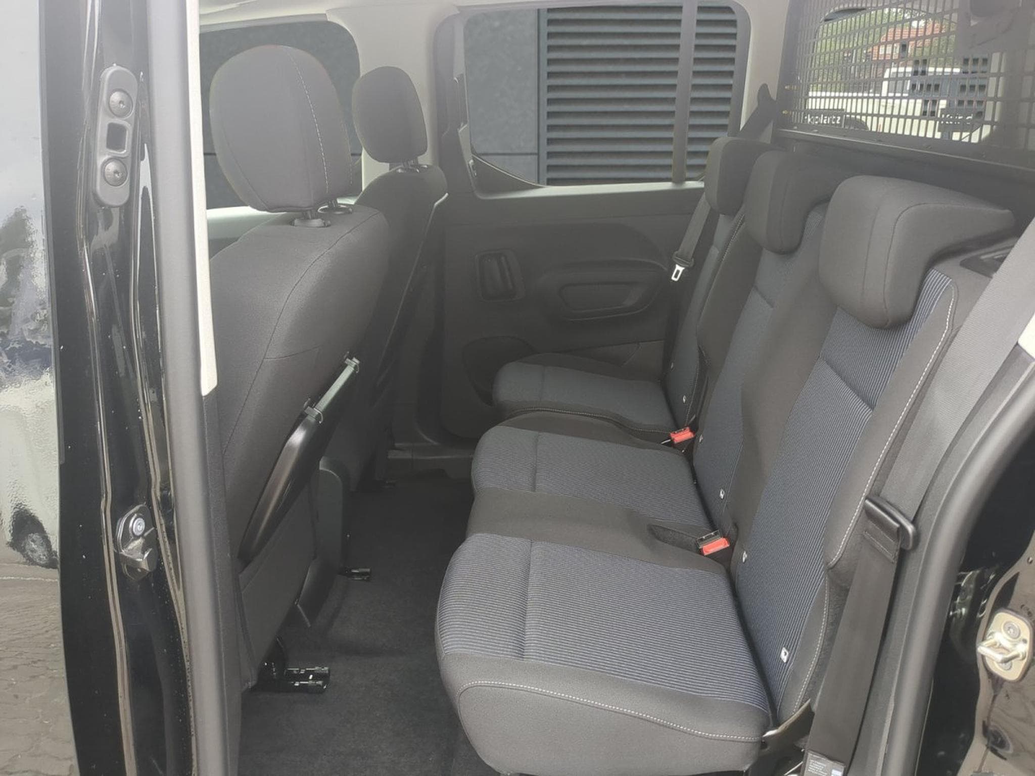 Fiat Doblo L1 Klima Navi PDC RFK (2026) - Photo 6