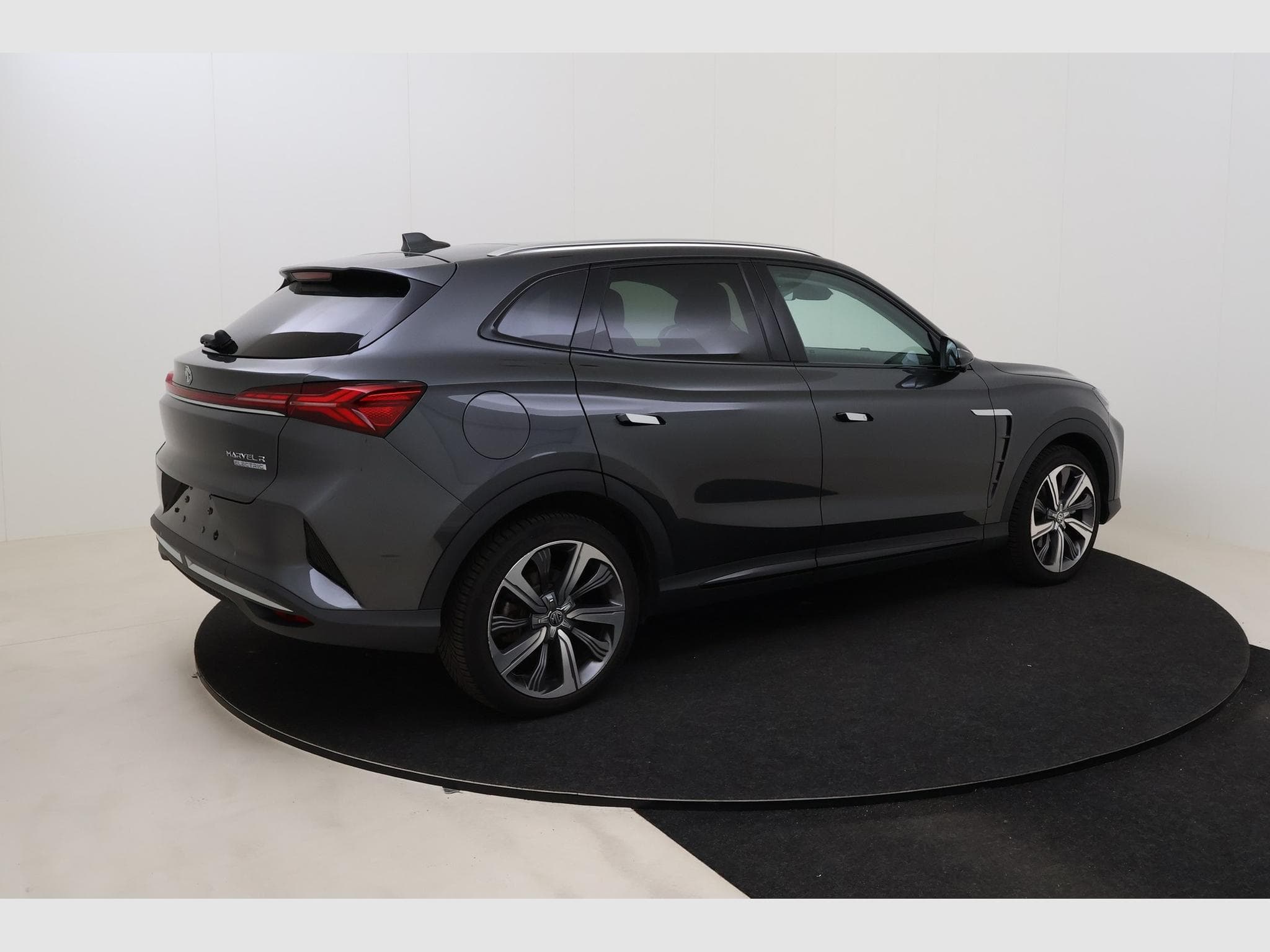 Mg Marvel R Luxury (2024) - Photo 5