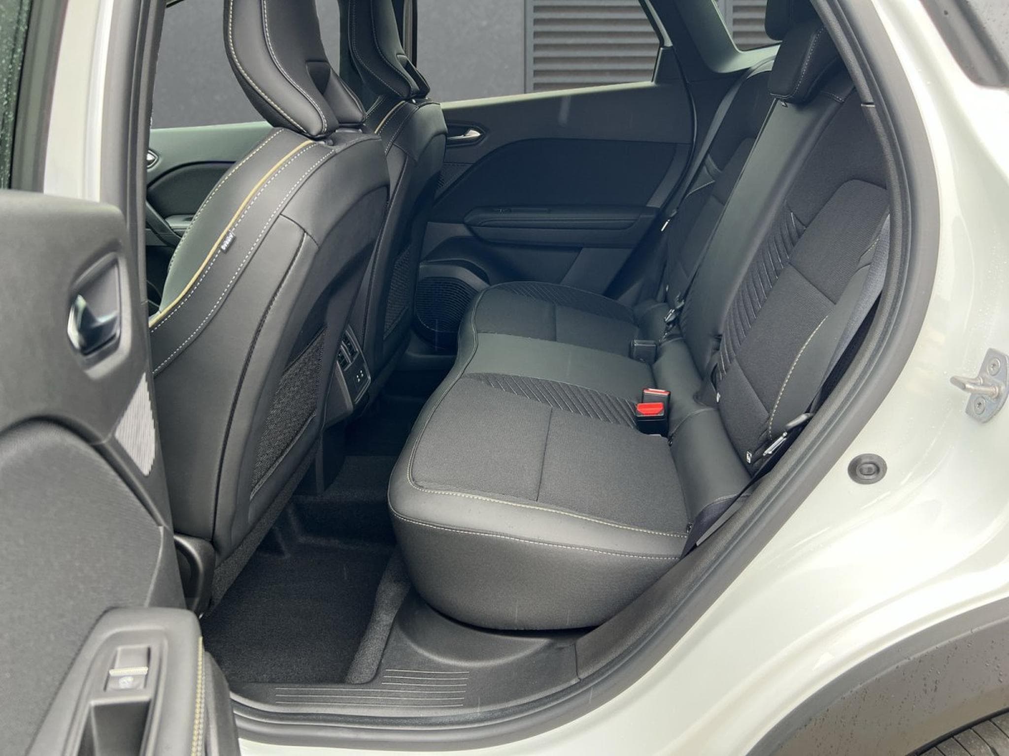 Renault SymbioZ Iconic (2026) - Foto 6