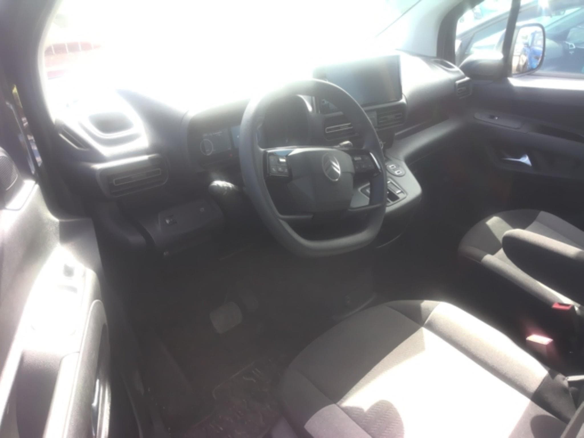 Citroen e-Berlingo Plus (2025) - Foto 4