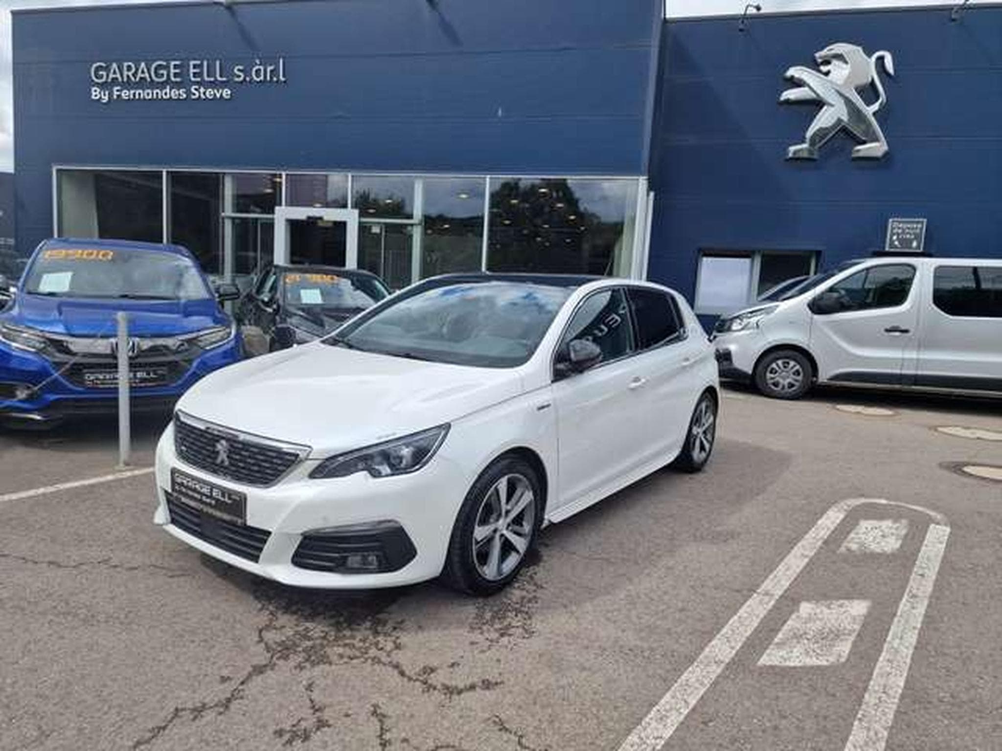 Peugeot 308 GT-Line (2018) - Photo 1
