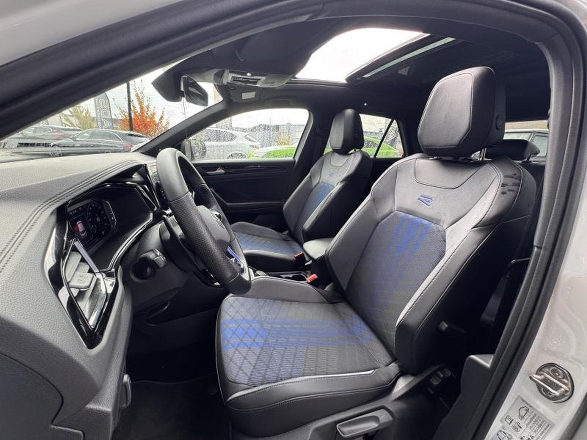 VW T-Roc R Toit ouvrant/Caméra/Sièges Chauffants (2023) - Foto 9