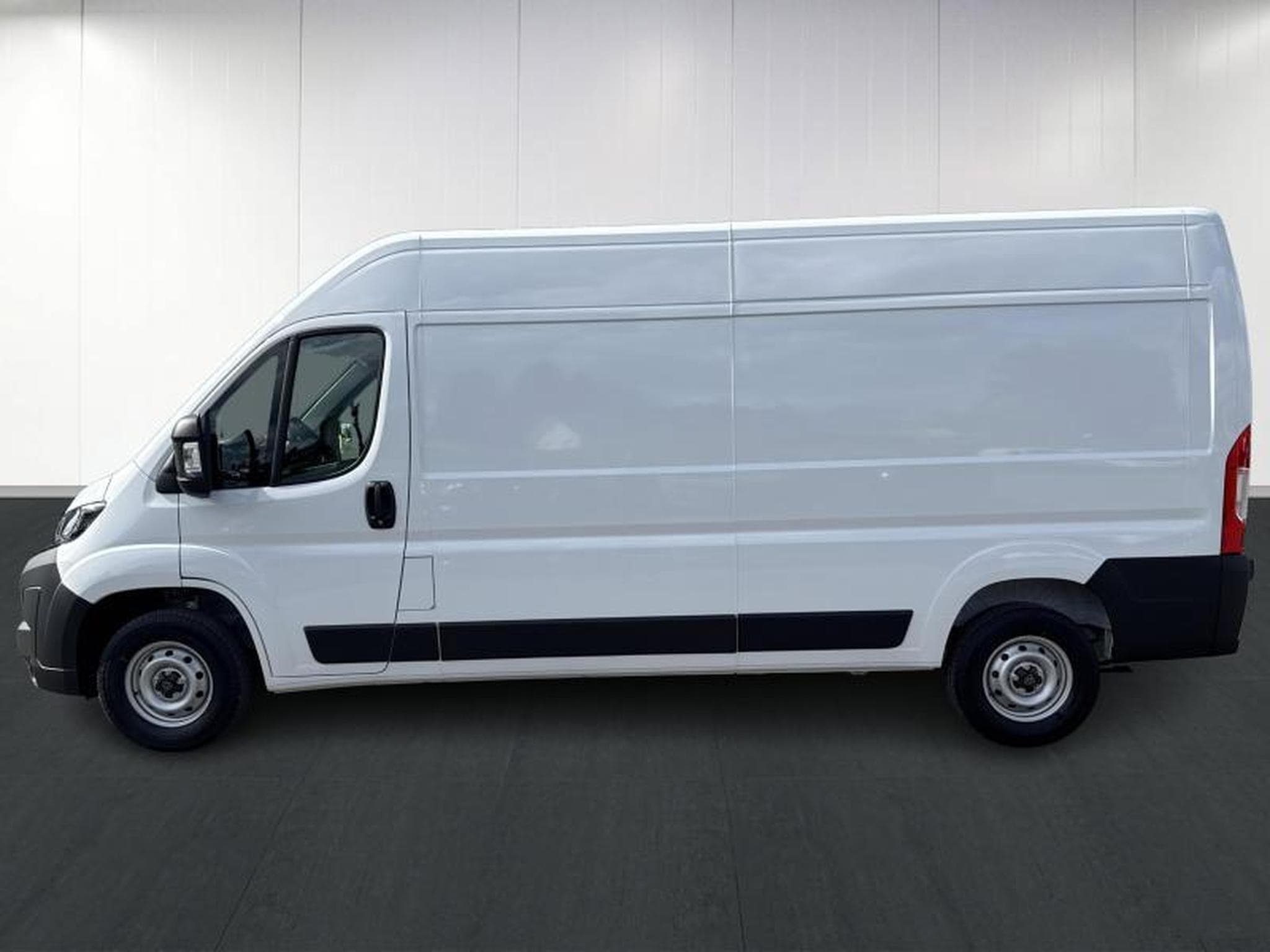 Peugeot Boxer tôlé 335 L3H2 (2025) - Photo 7