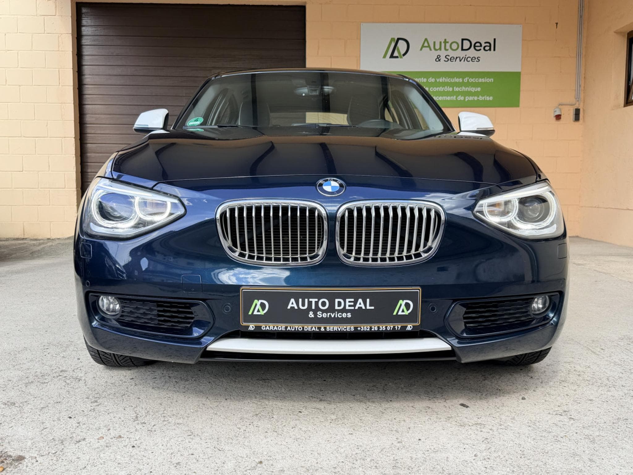 BMW 118 i URBAN Automatique 170cv (2014) - Photo 2