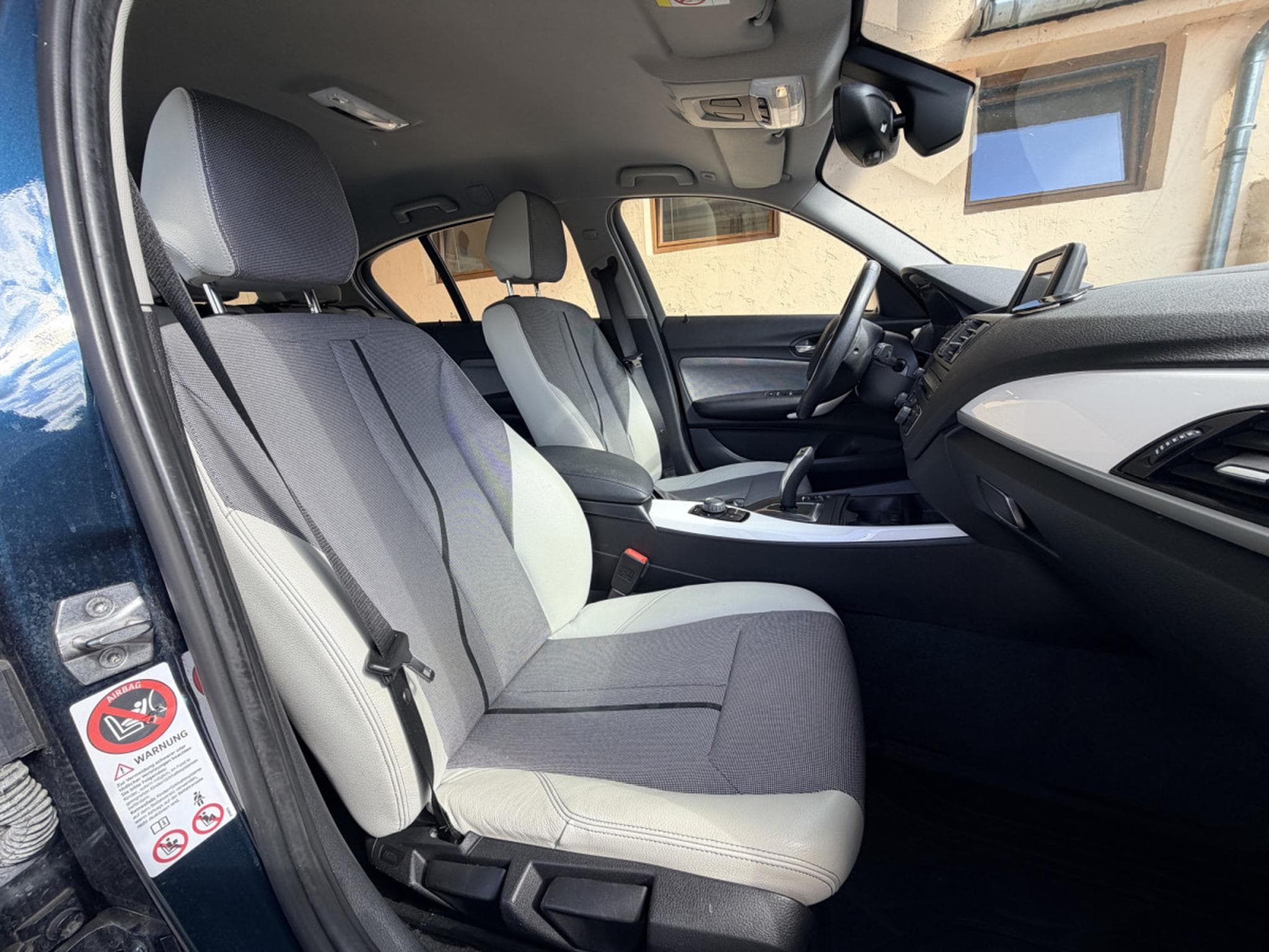 BMW 118 i URBAN Automatique 170cv (2014) - Photo 8