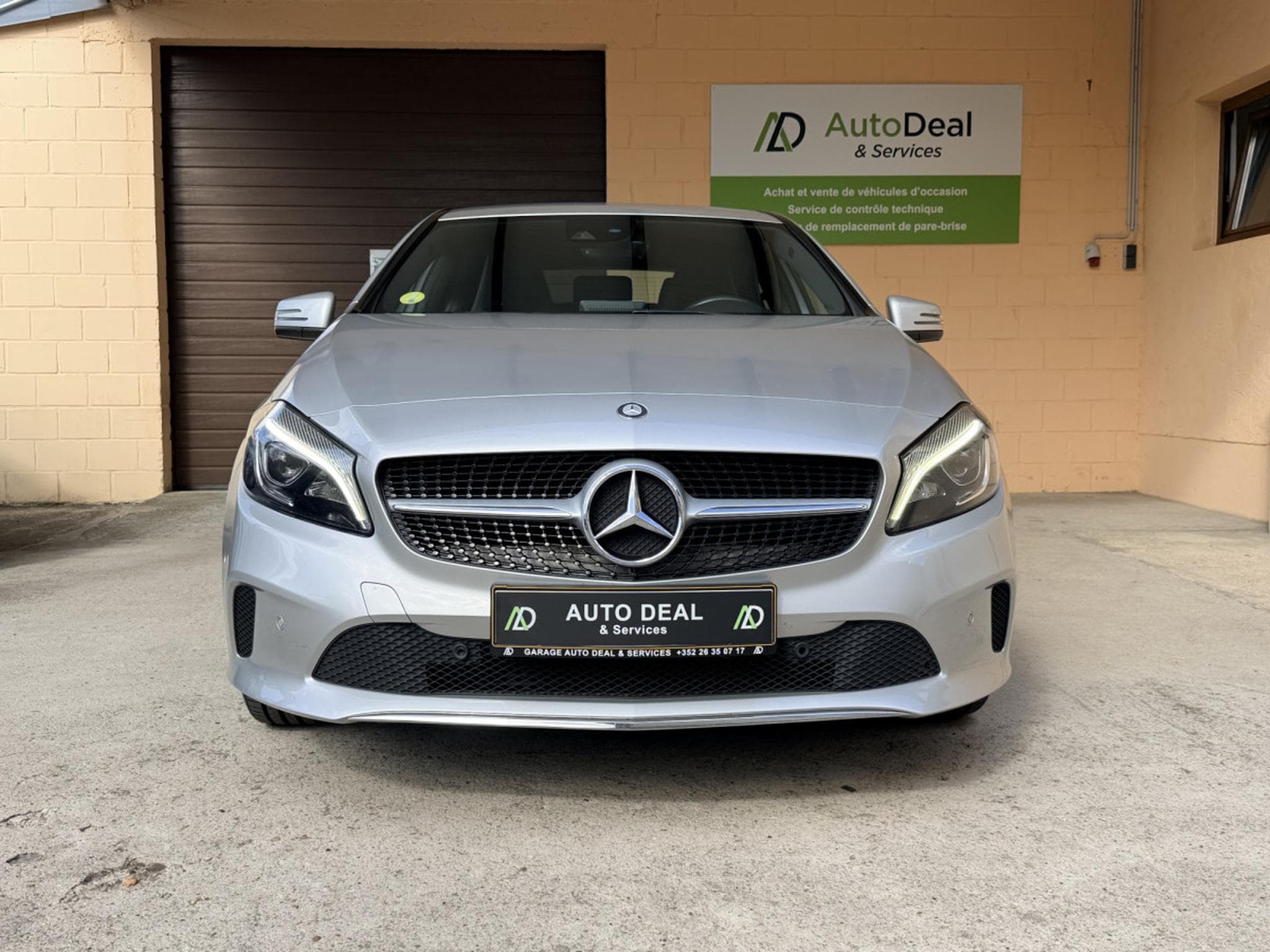 Mercedes A 200 d Urban 136cv (2016) - Photo 2
