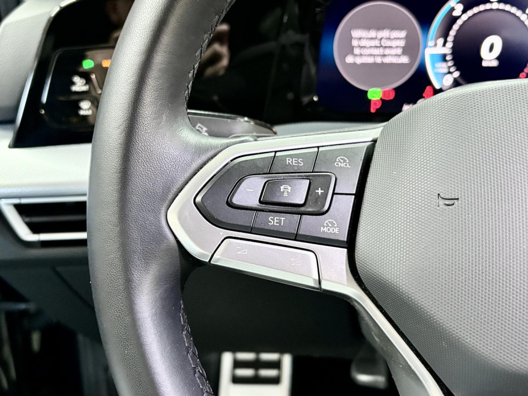VW Golf Life Goal 1.5 TSI eHybrid DSG6 204 CV *CAM* CARPLAY* ACC* (2025) - Foto 10