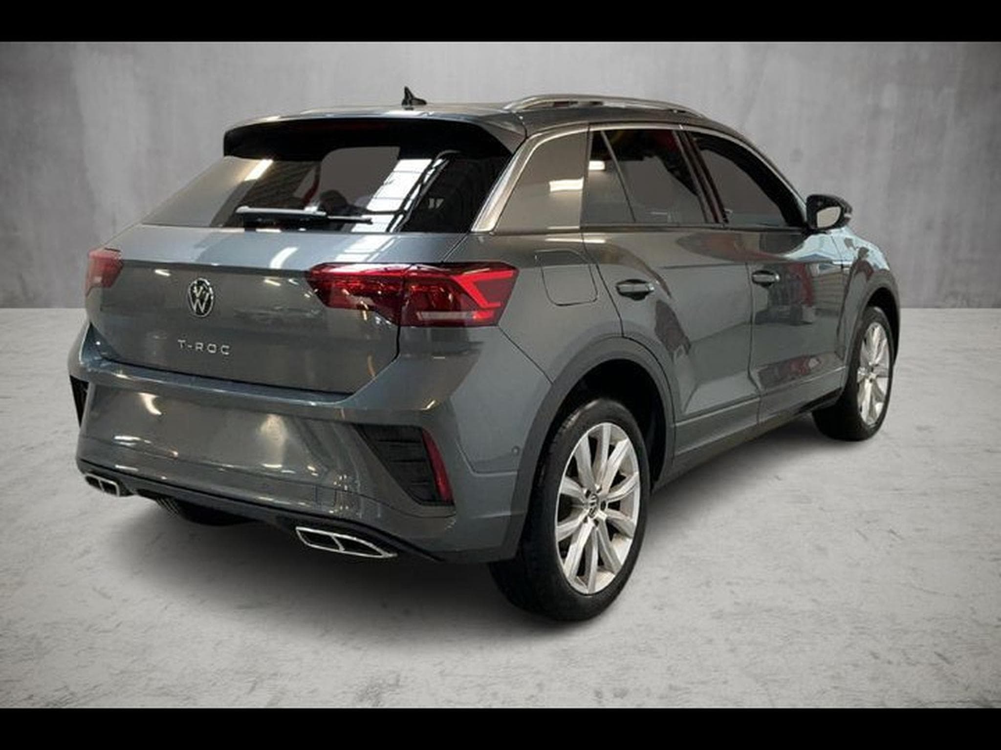 VW T-Roc R-Line 1.5 TSI 150 CV DSG7 *ACC* CAM * HAYON * (2025) - Foto 5