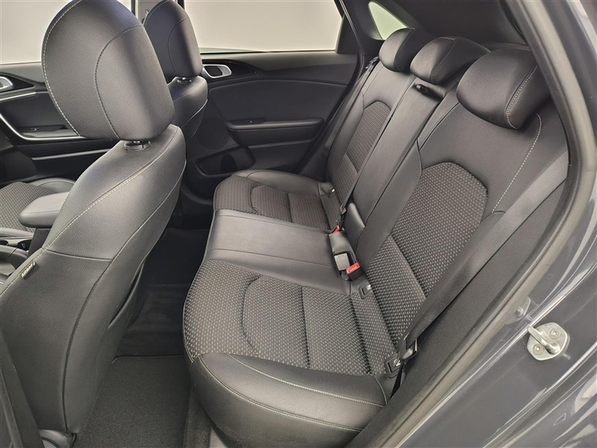 Kia Ceed Ceed 1.0 T-GDi Pulse ISG (2021) - Photo 13