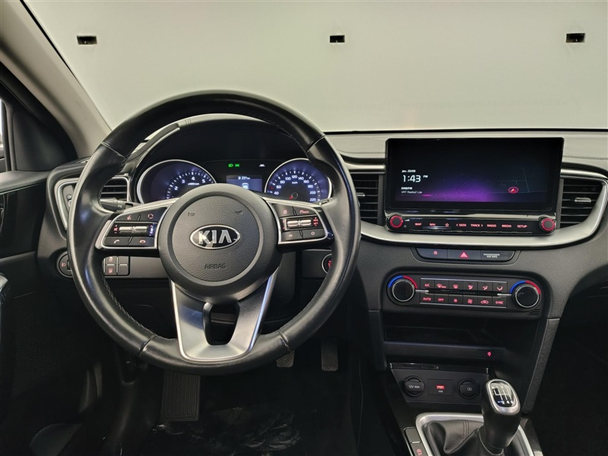 Kia Ceed Ceed 1.0 T-GDi Pulse ISG (2021) - Photo 9