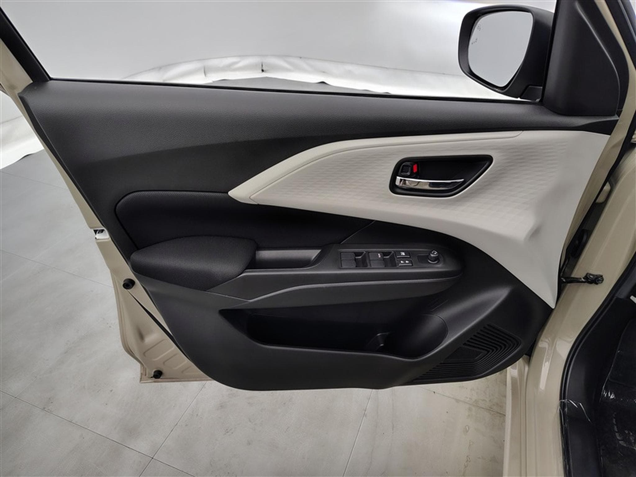 Suzuki Swift 1.2i SHVS GL NAVI / CARPLAY / CAMERA (2024) - Photo 17