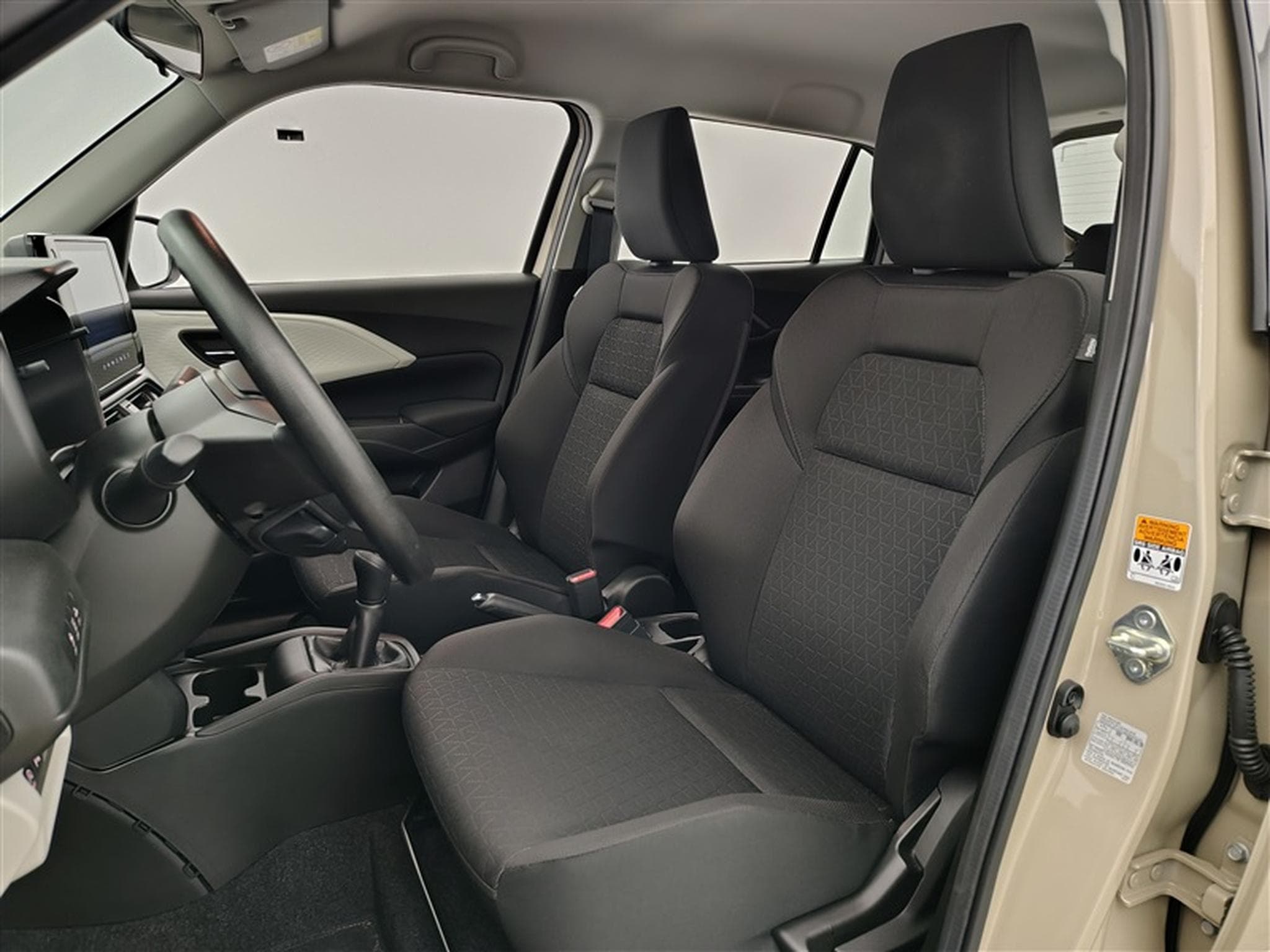 Suzuki Swift 1.2i SHVS GL NAVI / CARPLAY / CAMERA (2024) - Photo 7