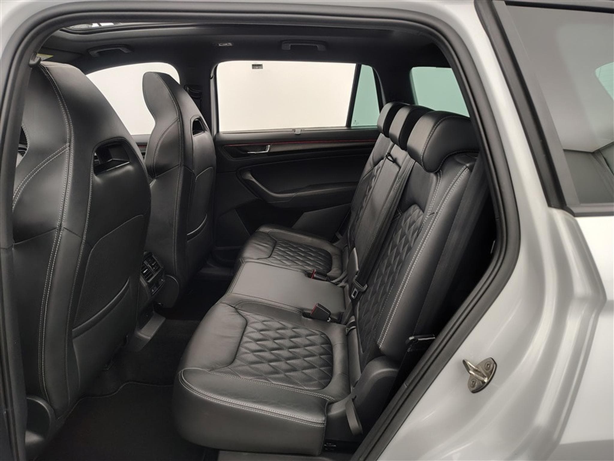 Skoda Kodiaq 2.0 CR TDi Sportline II 7pl. DSG (2023) - Photo 13