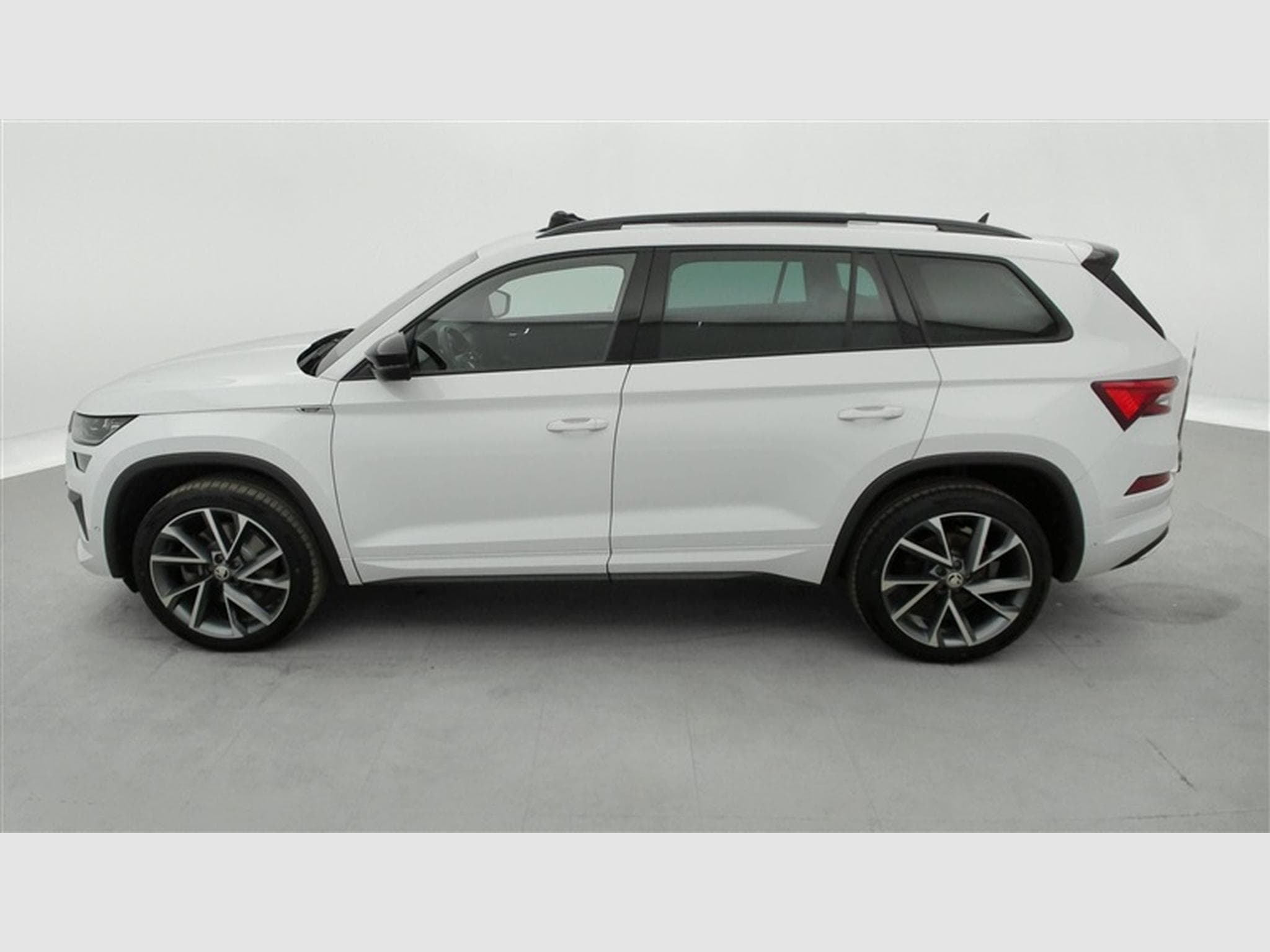Skoda Kodiaq 2.0 CR TDi Sportline II 7pl. DSG (2023) - Photo 3