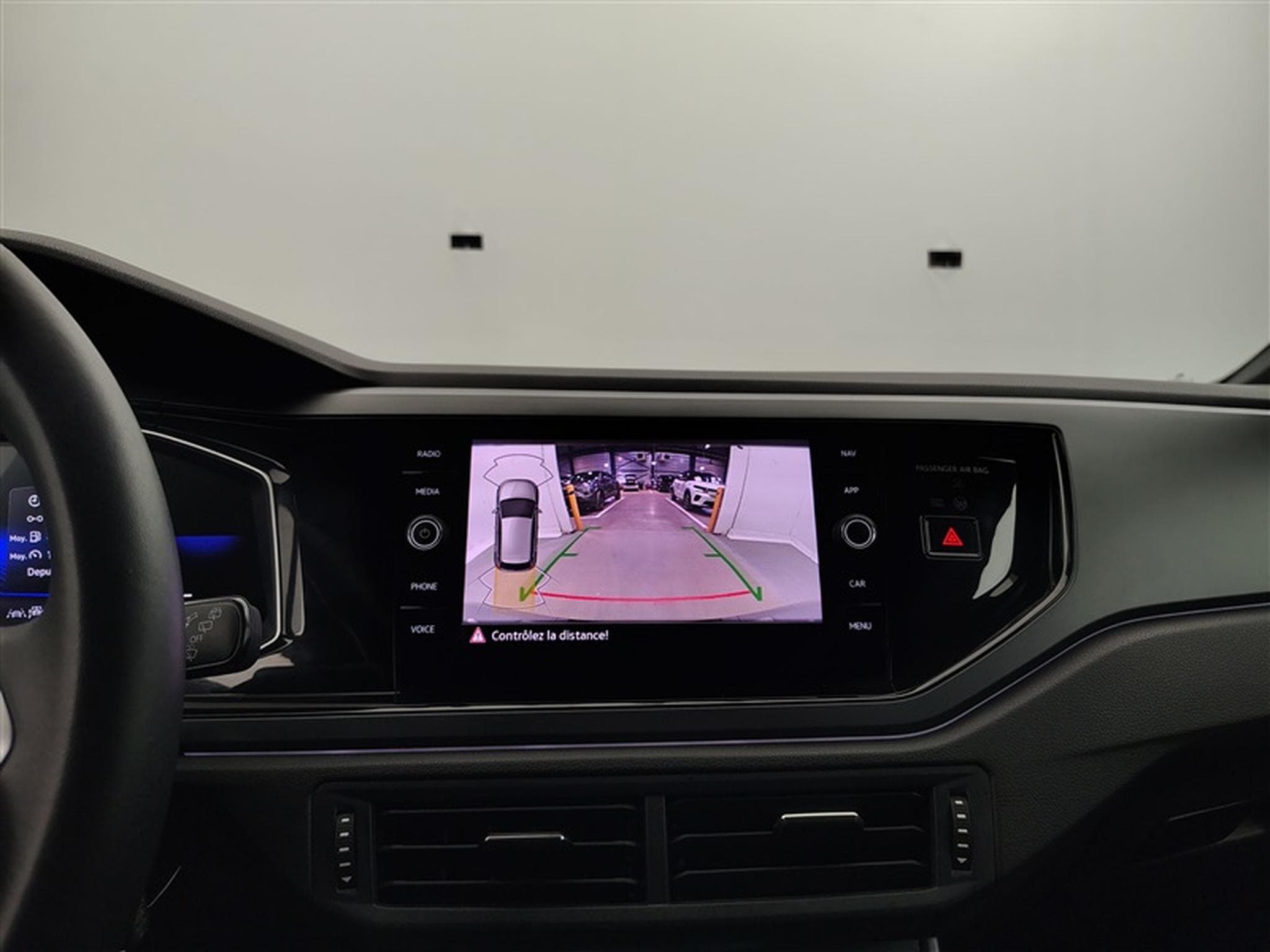 VW Polo 1.0 TSI 95cv R-Line CARPLAY / FULL LED / CAMERA / JA 17" (2025) - Photo 18