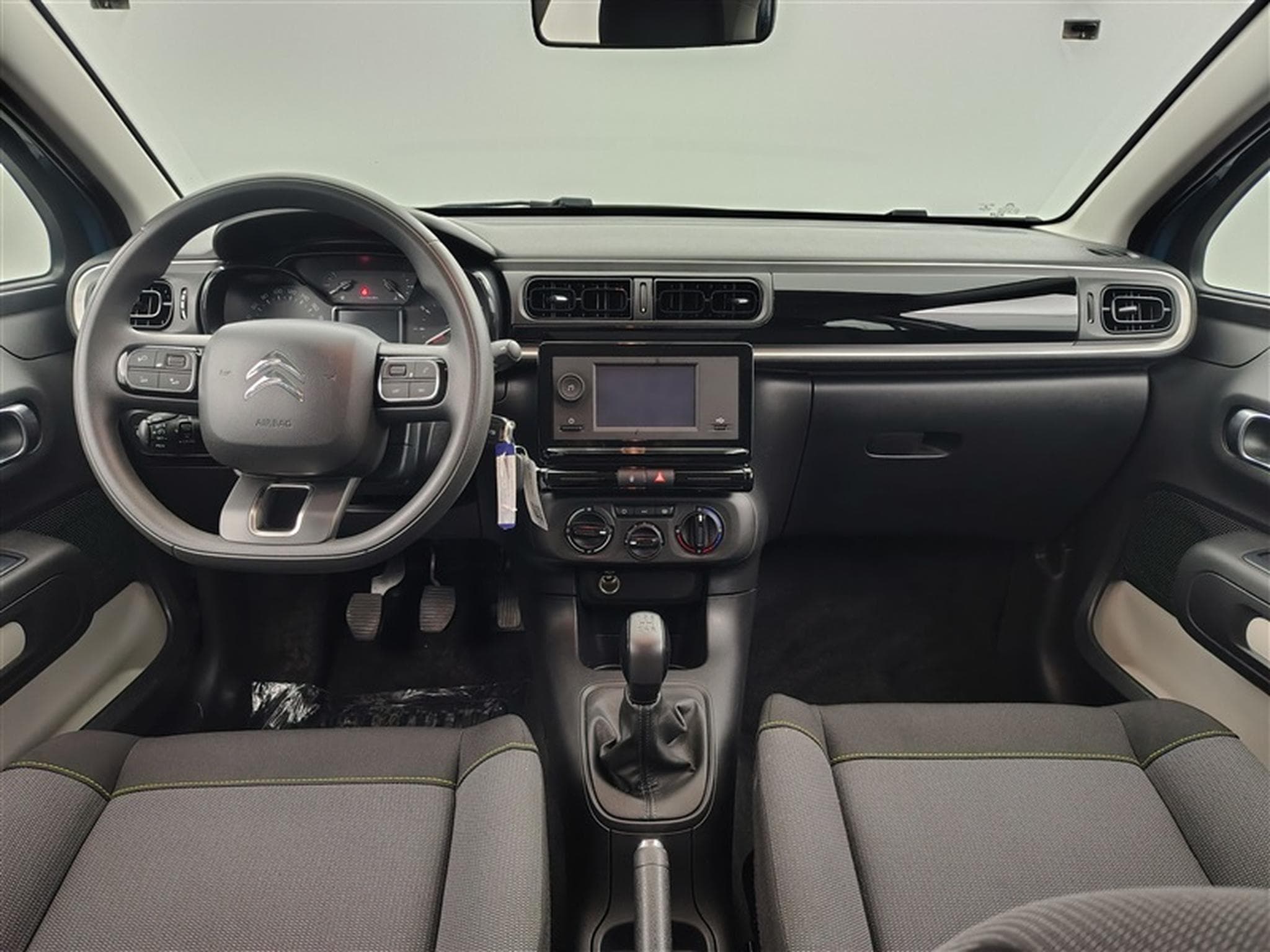Citroen C3 1.2i PureTech Live S&S (2021) - Photo 8