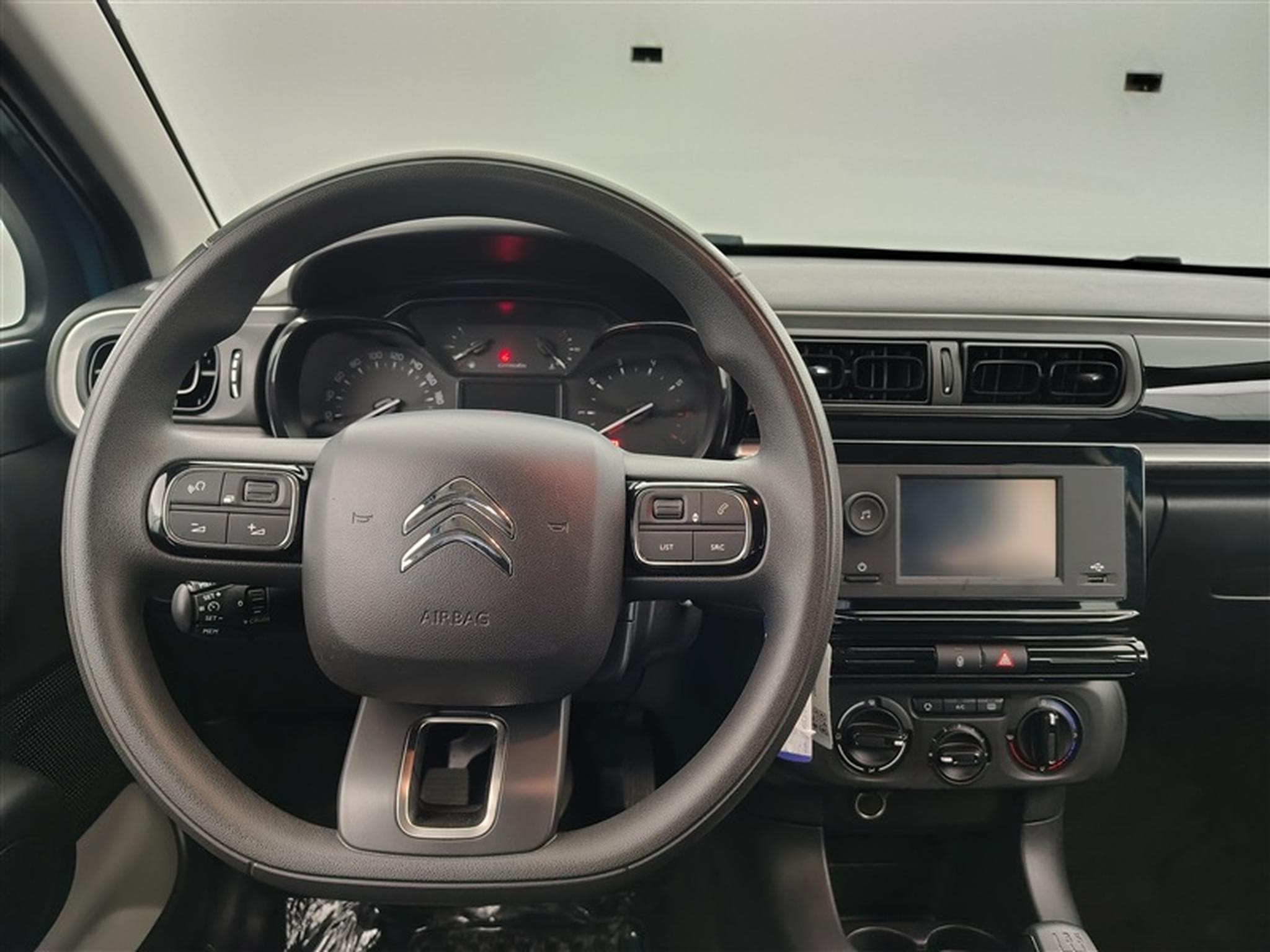 Citroen C3 1.2i PureTech Live S&S (2021) - Photo 9
