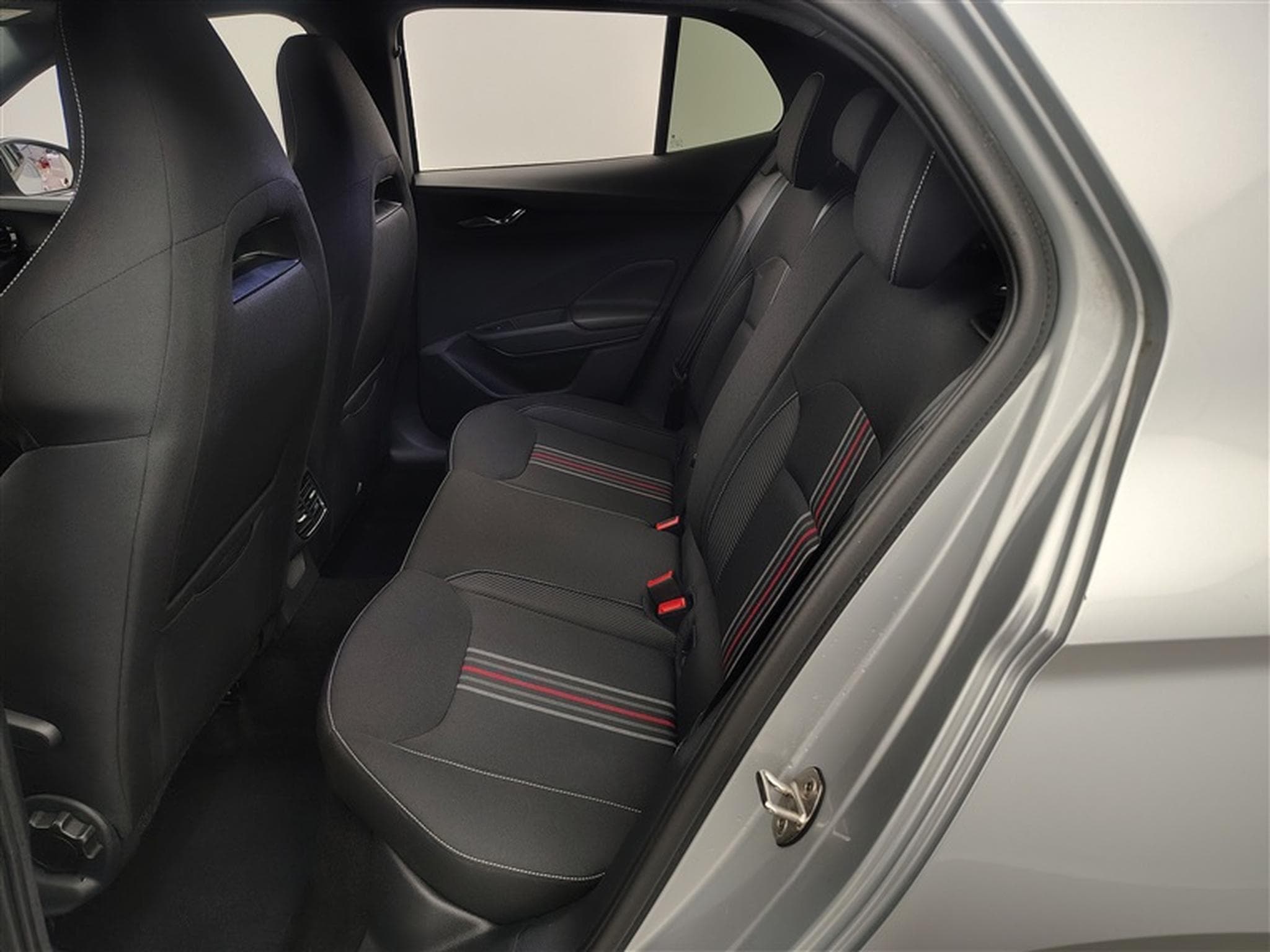 Skoda Fabia 1.0 TSI Monte Carlo DSG (2025) - Photo 13
