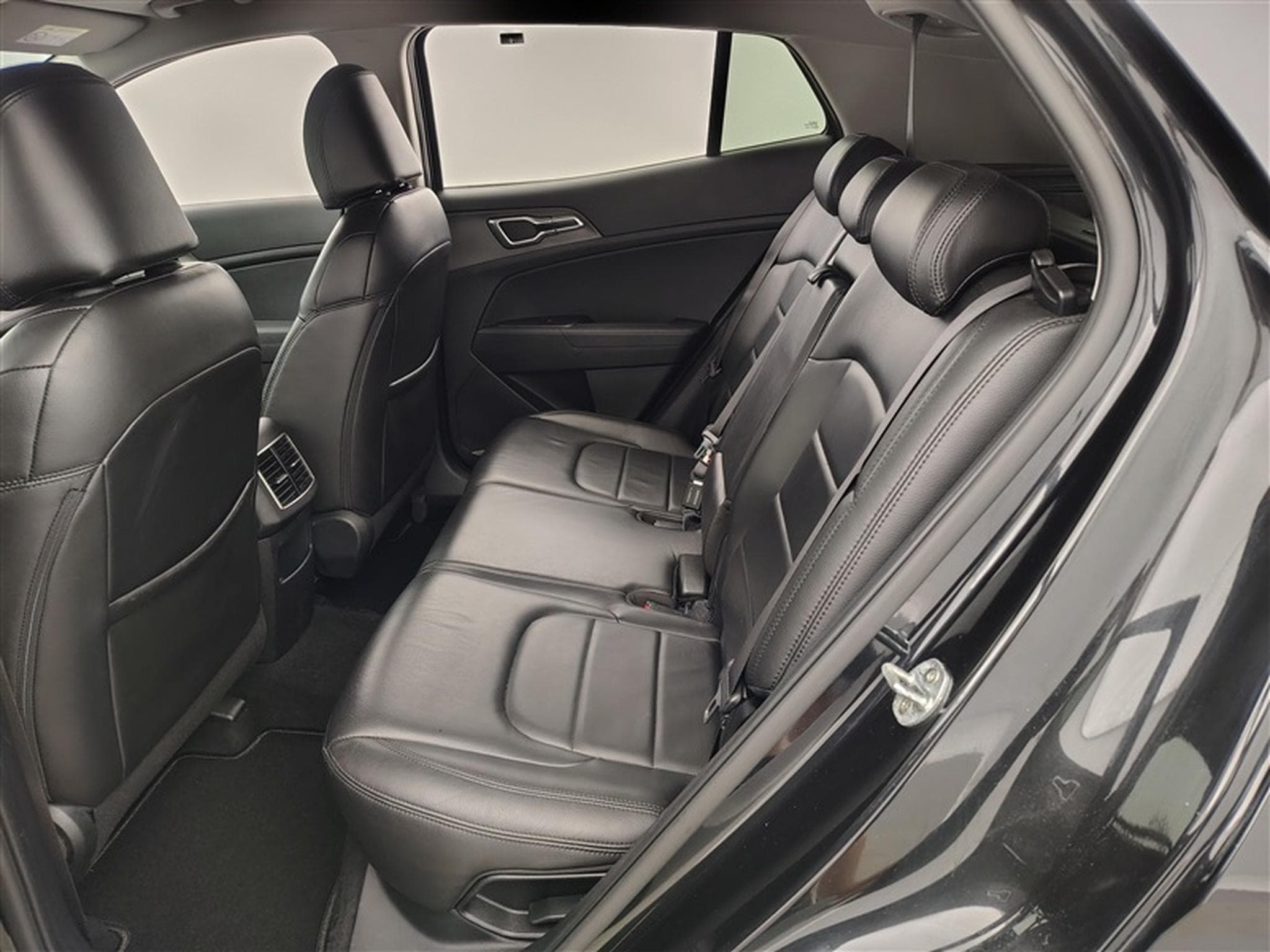 Kia Sportage 1.6 T-GDi Techno (2022) - Photo 12
